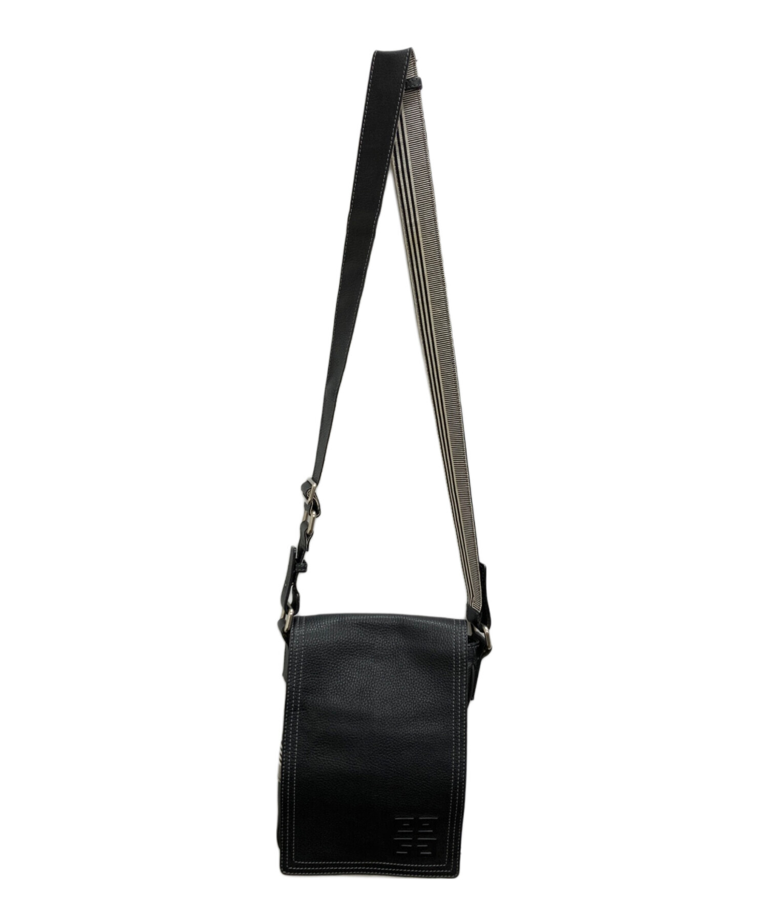 Givenchy ブラックレザーショルダーバッグ 中古・古着通販】GIVENCHY (ジバンシィ) エンボスロゴ レザー