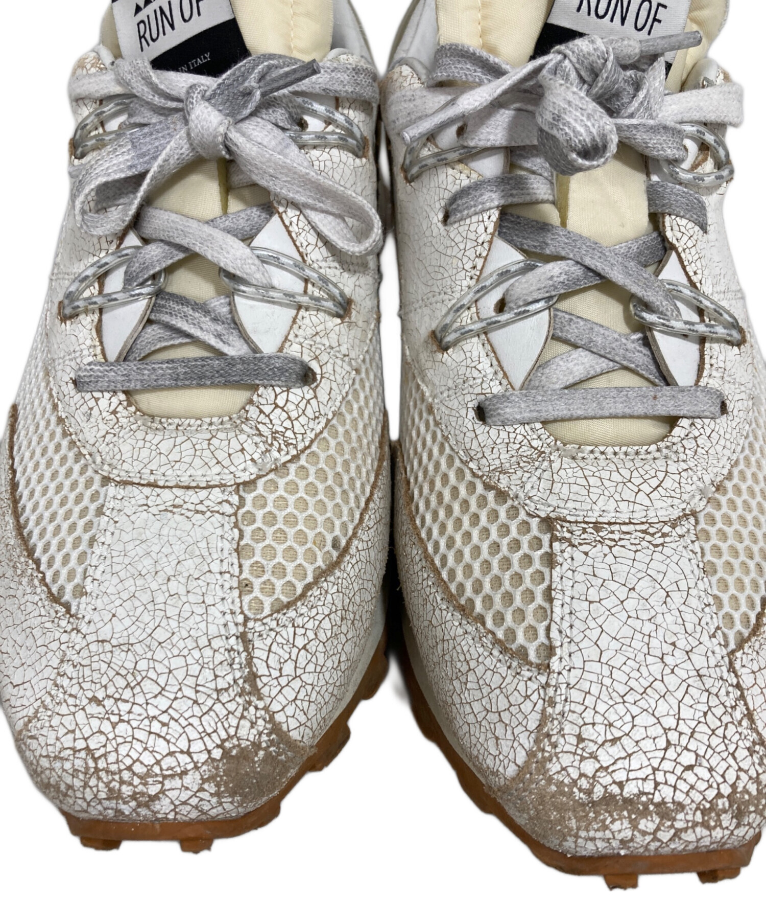 中古・古着通販】RUN OF (ランオブ) スニーカー ホワイト サイズ:42