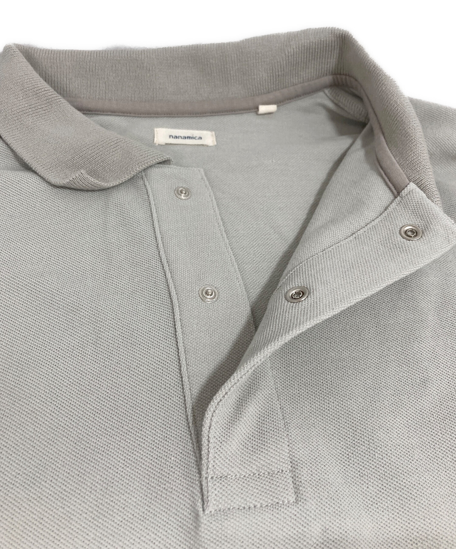 nanamica ナナミカ ポロシャツ メンズ 【古着】【中古】 中古・古着通販】nanamica (ナナミカ) S/S Polo Shirt グレー サイズ:M