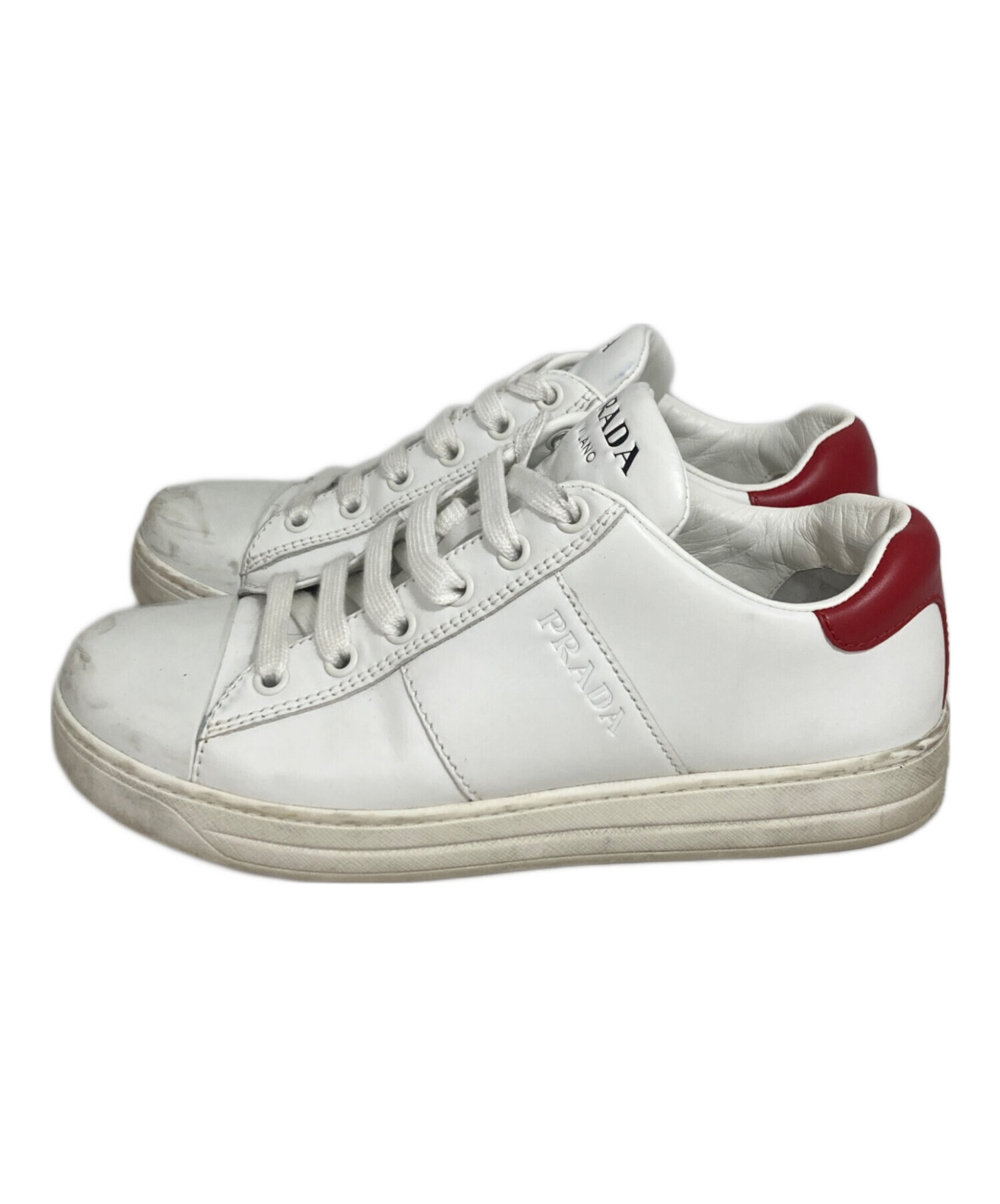 【美品】PRADA ホワイトレザー スニーカー レディース サイズ36.5 中古・古着通販】PRADA (プラダ) スニーカー ホワイト サイズ:36.5