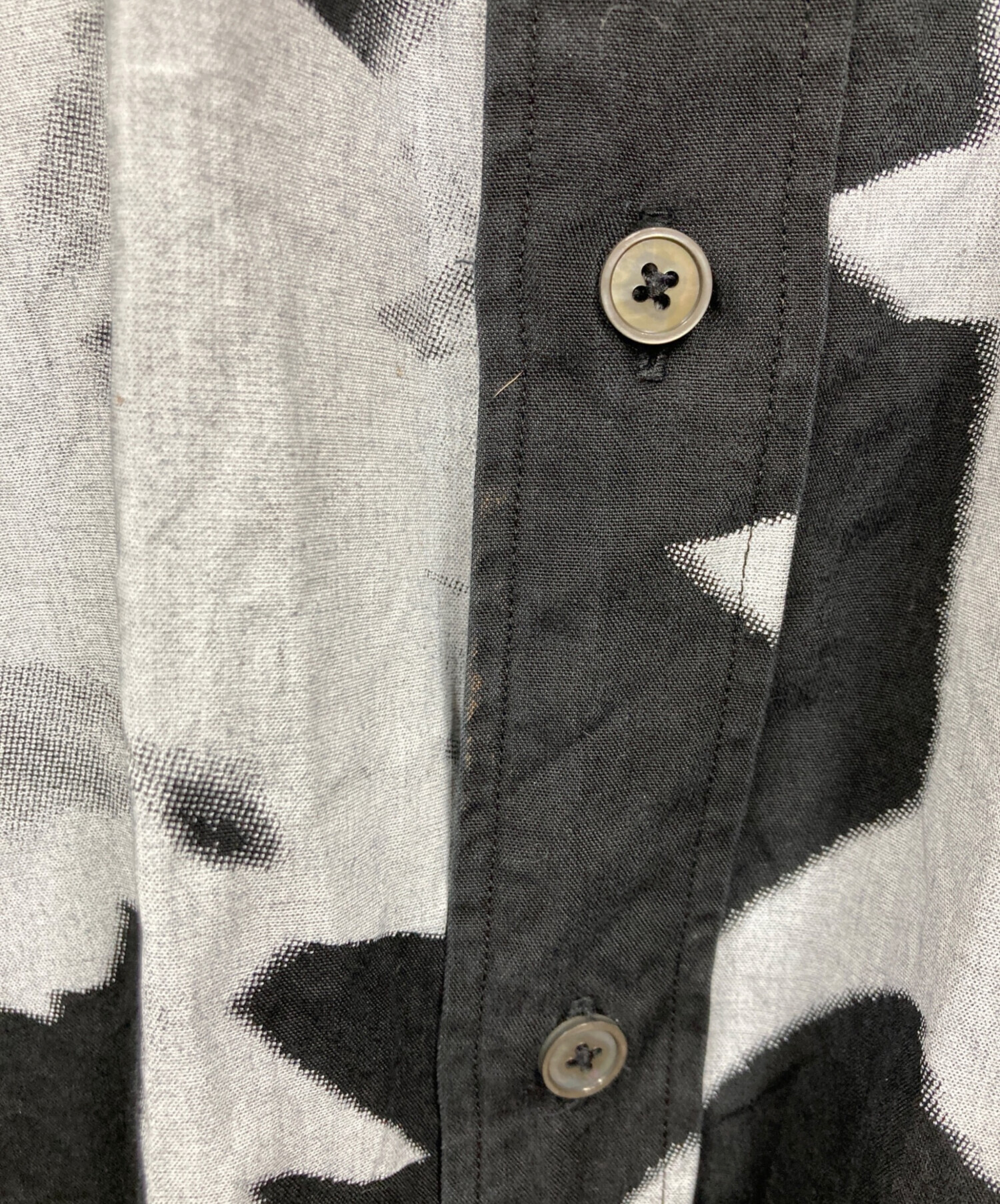 Paul Smith 　ポールスミス　モノトーン転写ノースリーブシャツ 中古・古着通販】PAUL SMITH (ポールスミス) SCREEN FLORAL