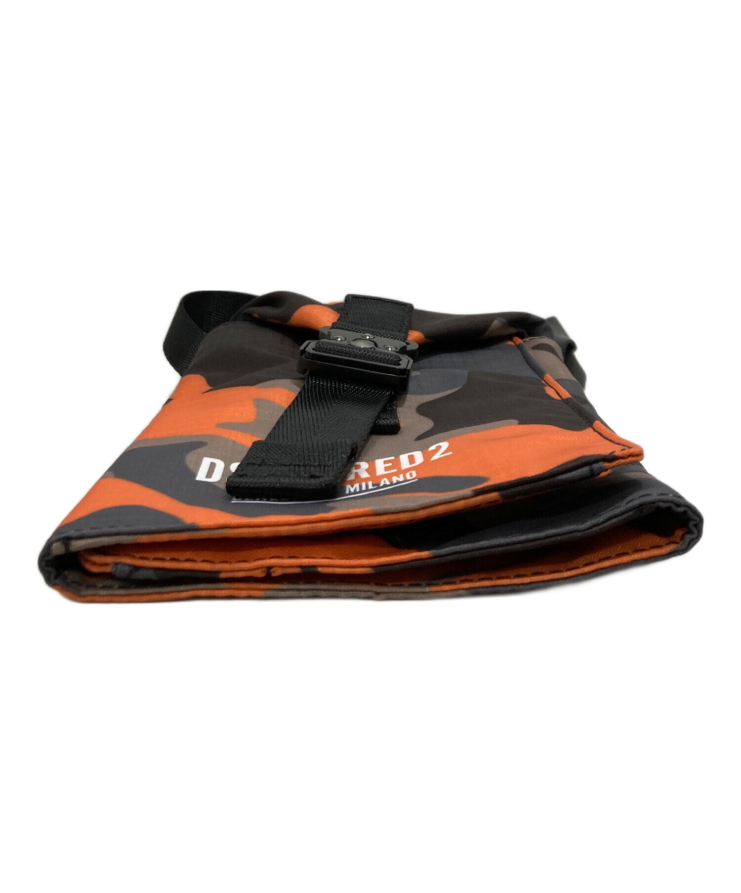 Dsquared2 ショルダー 中古・古着通販】DSQUARED2 (ディースクエアード) ショルダーバッグ