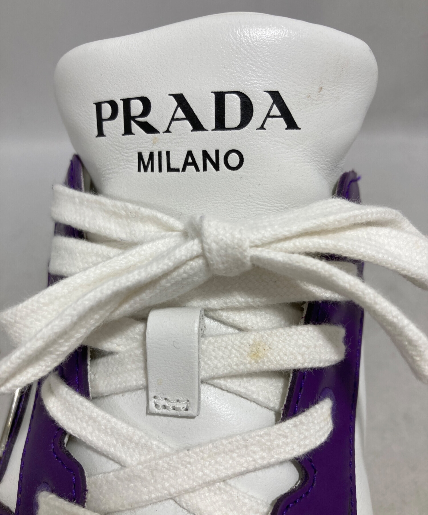中古・古着通販】PRADA (プラダ) ダウンタウンレザースニーカー