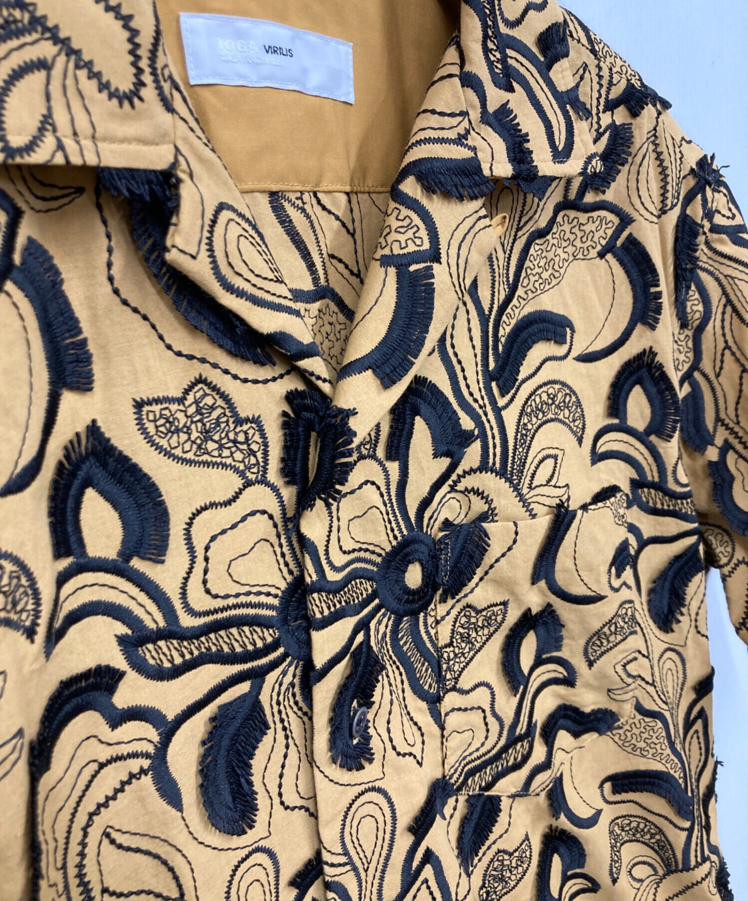 中古・古着通販】TOGA VIRILIS (トーガ ビリリース) Embroidery S/S