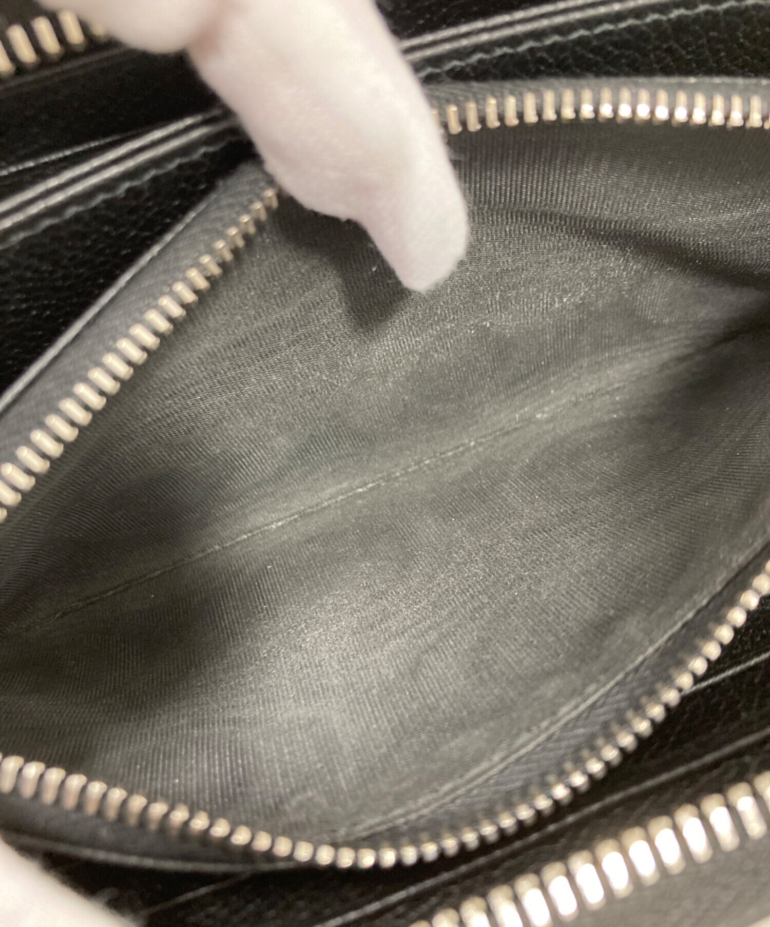 中古・古着通販】PRADA (プラダ) ラウンドファスナー財布 ブラック