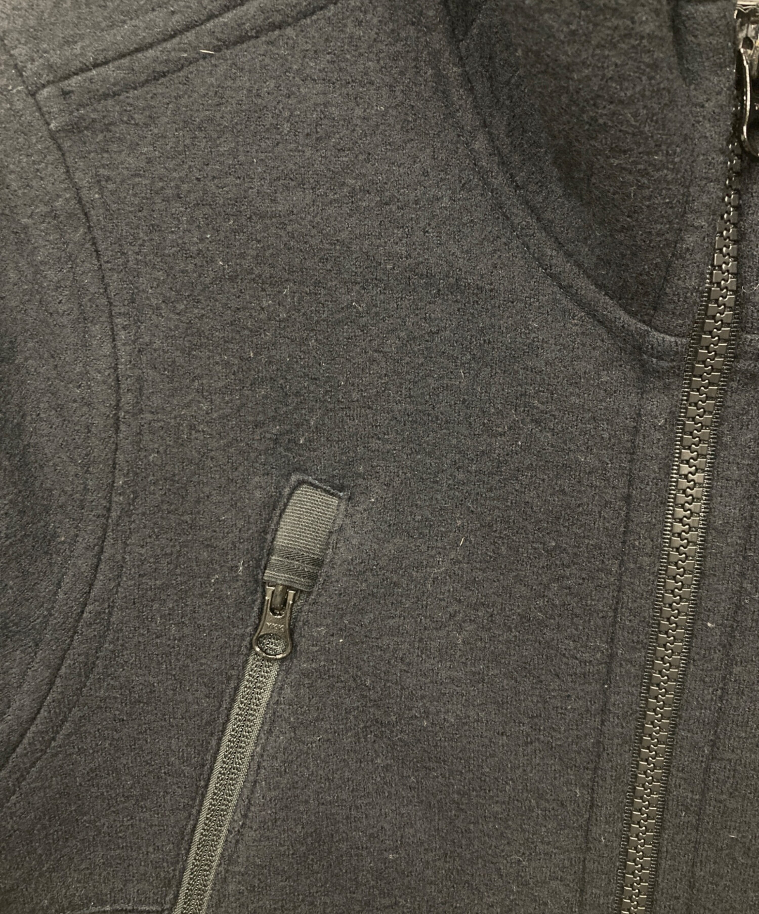 中古・古着通販】STONE ISLAND (ストーンアイランド) ジップパーカー