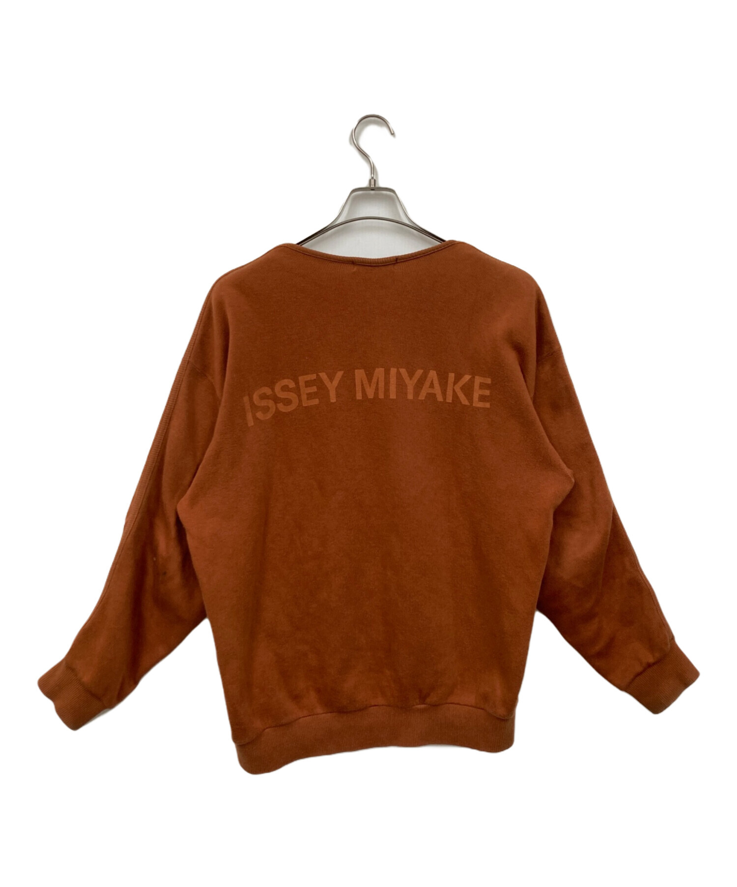 中古・古着通販】ISSEY MIYAKE (イッセイミヤケ) バックロゴスウェット