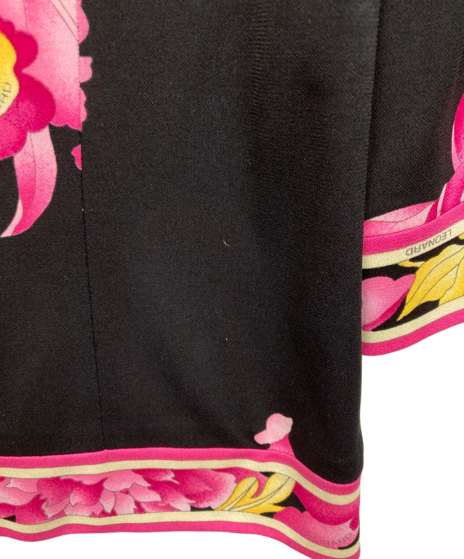 中古・古着通販】LEONARD (レオナール) 花柄カットソー ブラック