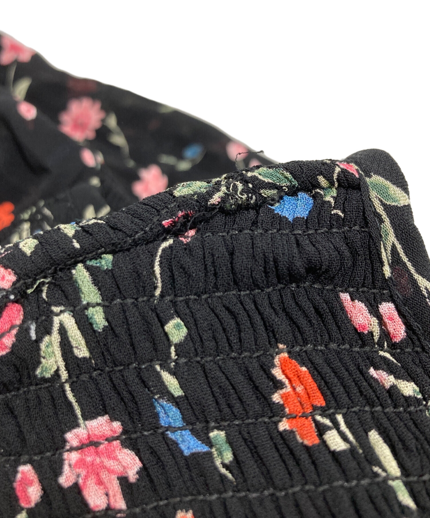 中古・古着通販】Ganni (ガニー) 花柄ブラウス ブラック サイズ:34