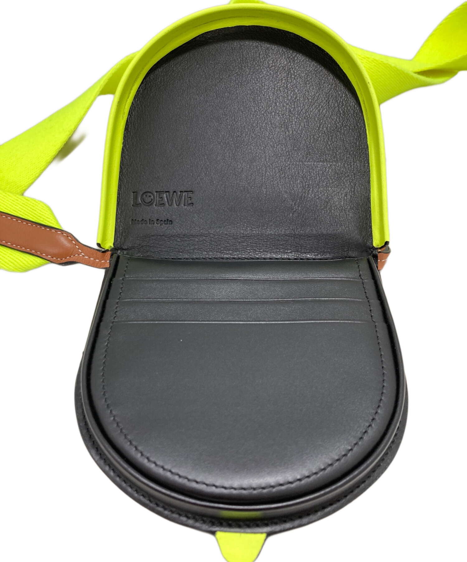 ミヒャエルの旅(中古品) 中古・古着通販】LOEWE (ロエベ) スマイリーフェイス ショルダーバッグ