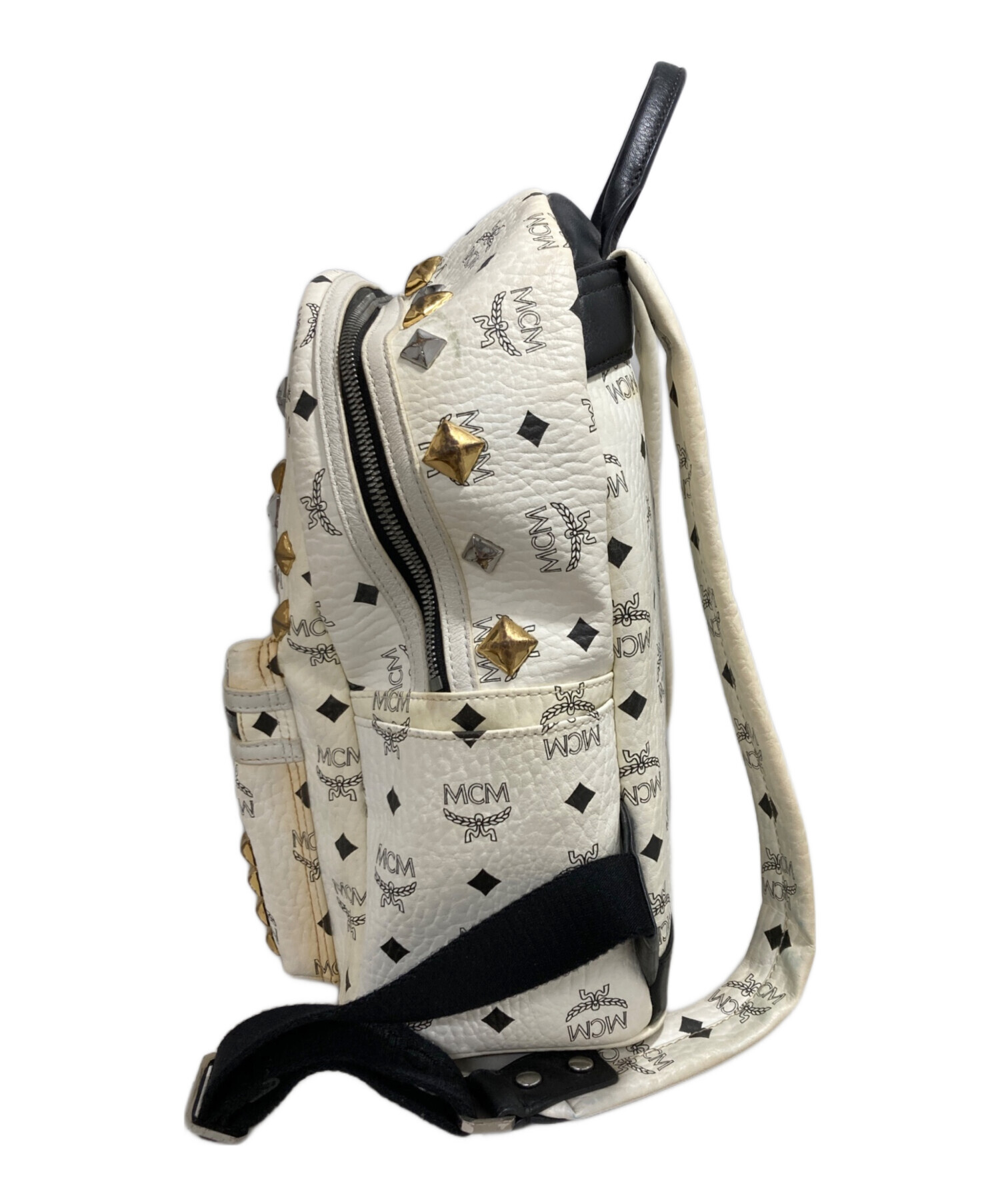 中古・古着通販】MCM (エムシーエム) スタッズリュック ホワイト