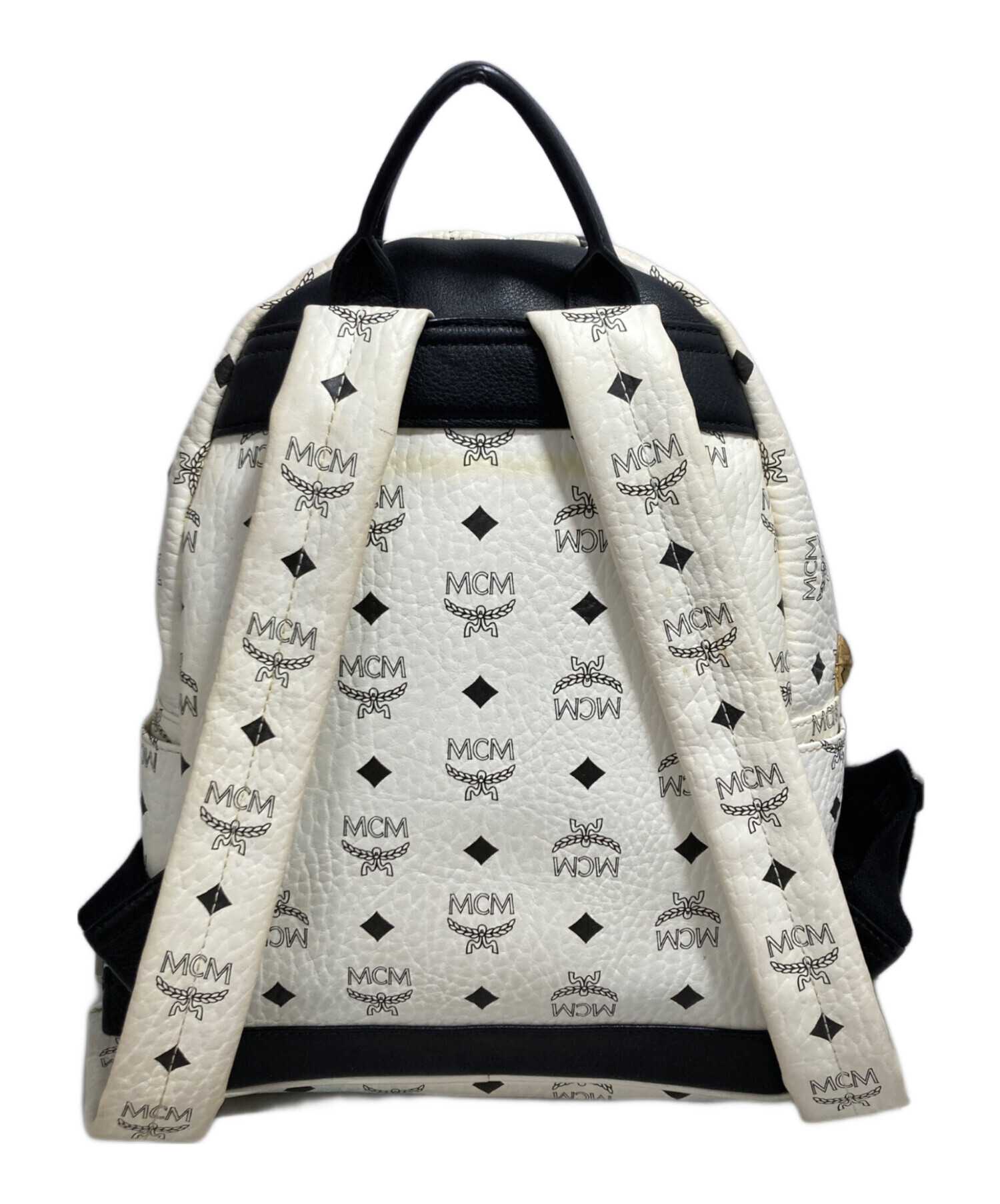 中古・古着通販】MCM (エムシーエム) スタッズリュック ホワイト