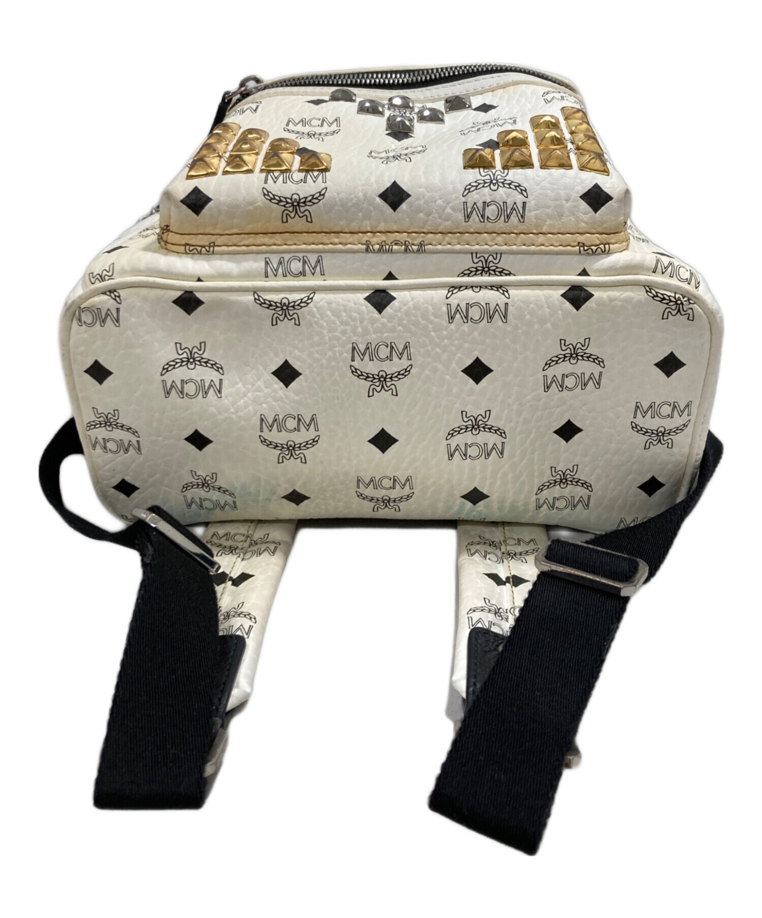 中古・古着通販】MCM (エムシーエム) スタッズリュック ホワイト