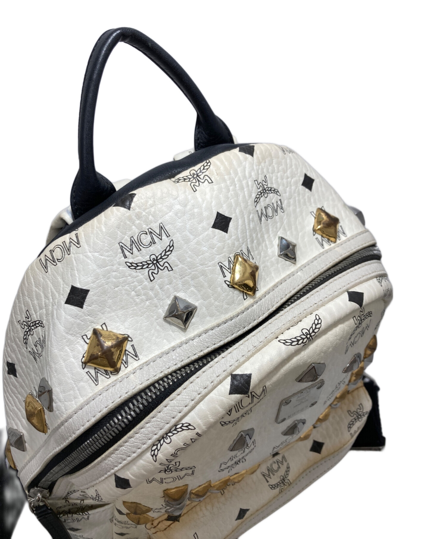 中古・古着通販】MCM (エムシーエム) スタッズリュック ホワイト