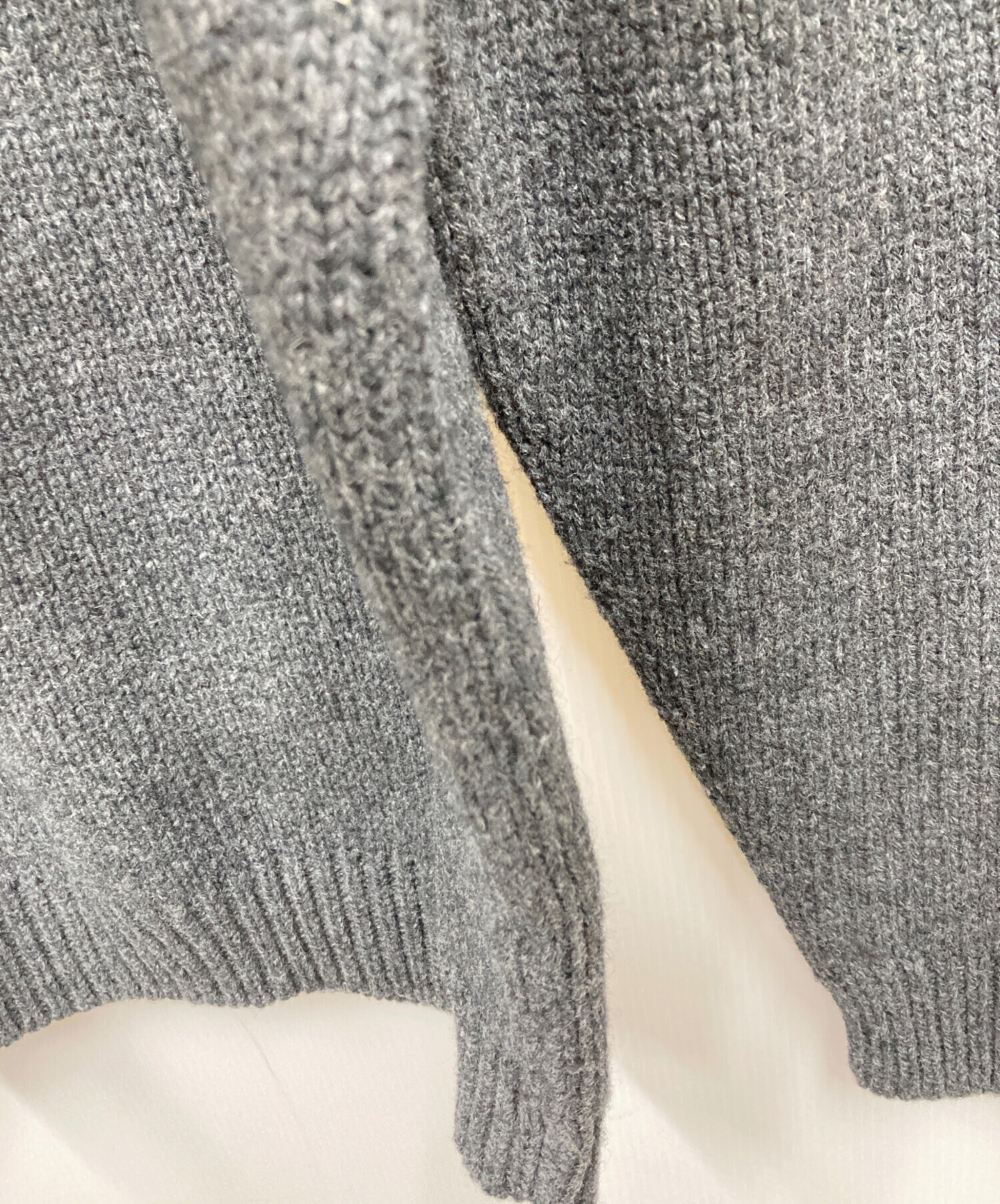 中古・古着通販】PRADA (プラダ) ハイネック ゲージ ニット グレー