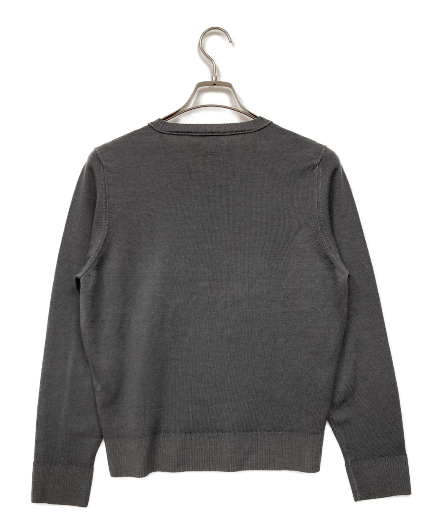CP COMPANY ダークグレー Vネックニット 中古・古着通販】C.P COMPANY (シーピーカンパニー) Vネックニット