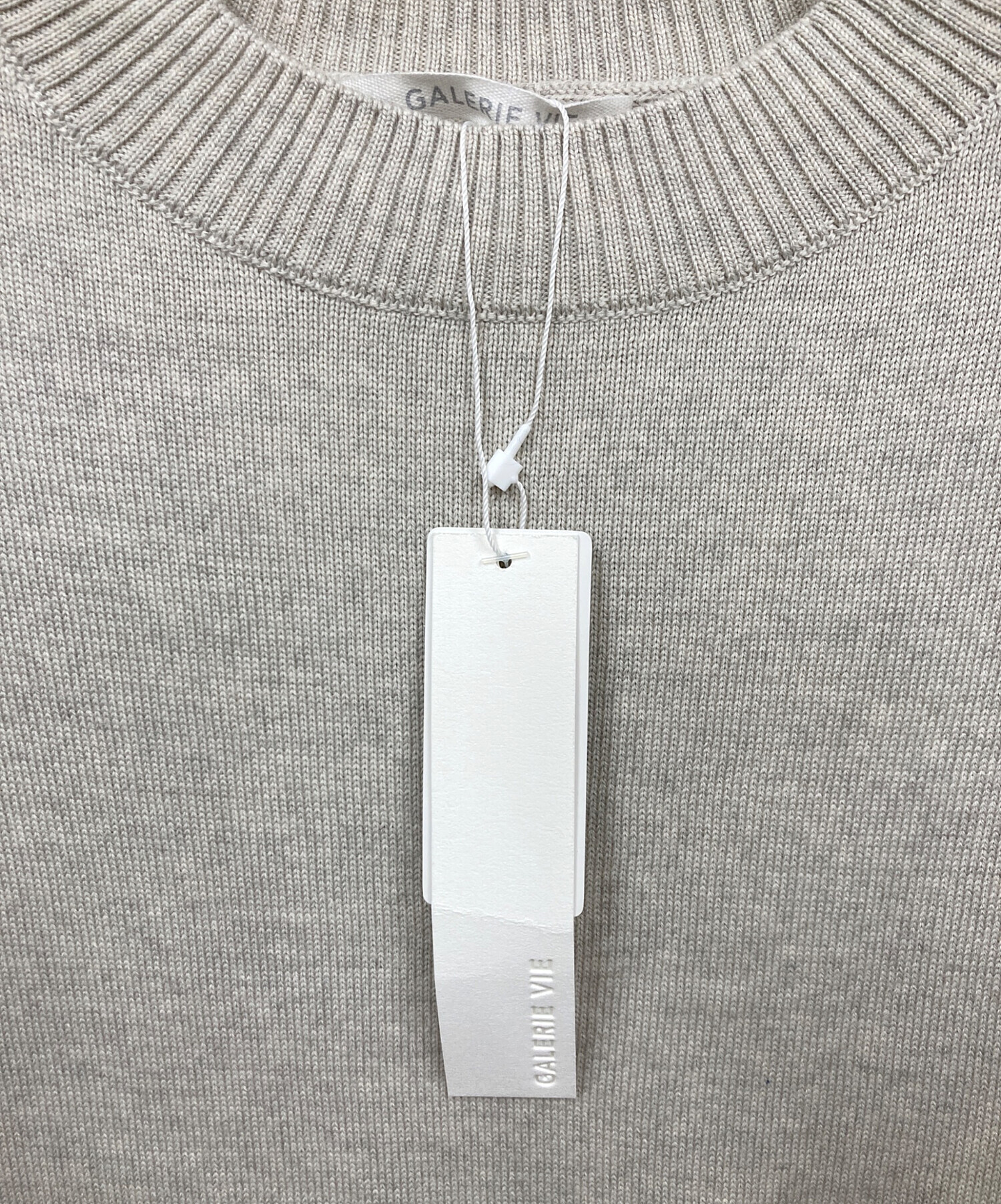 GALERIE VIE フード付きニット アイボリー長袖 USED 中古・古着通販】GALERIE VIE (ギャルリーヴィー) ニット アイボリー
