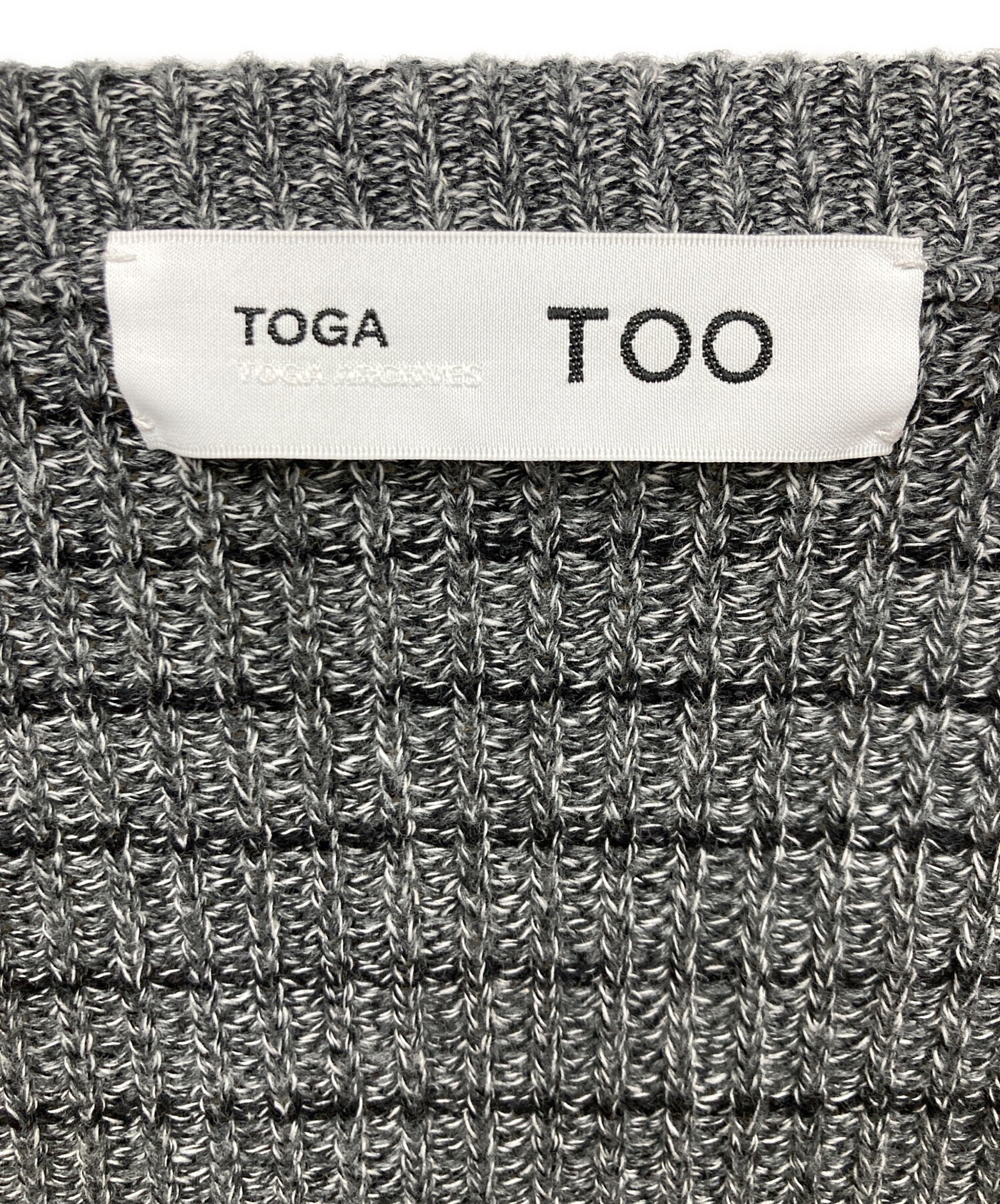 中古・古着通販】TOGA TOO (トーガ・トゥ) HOLE KNIT CARDIGAN グレー 