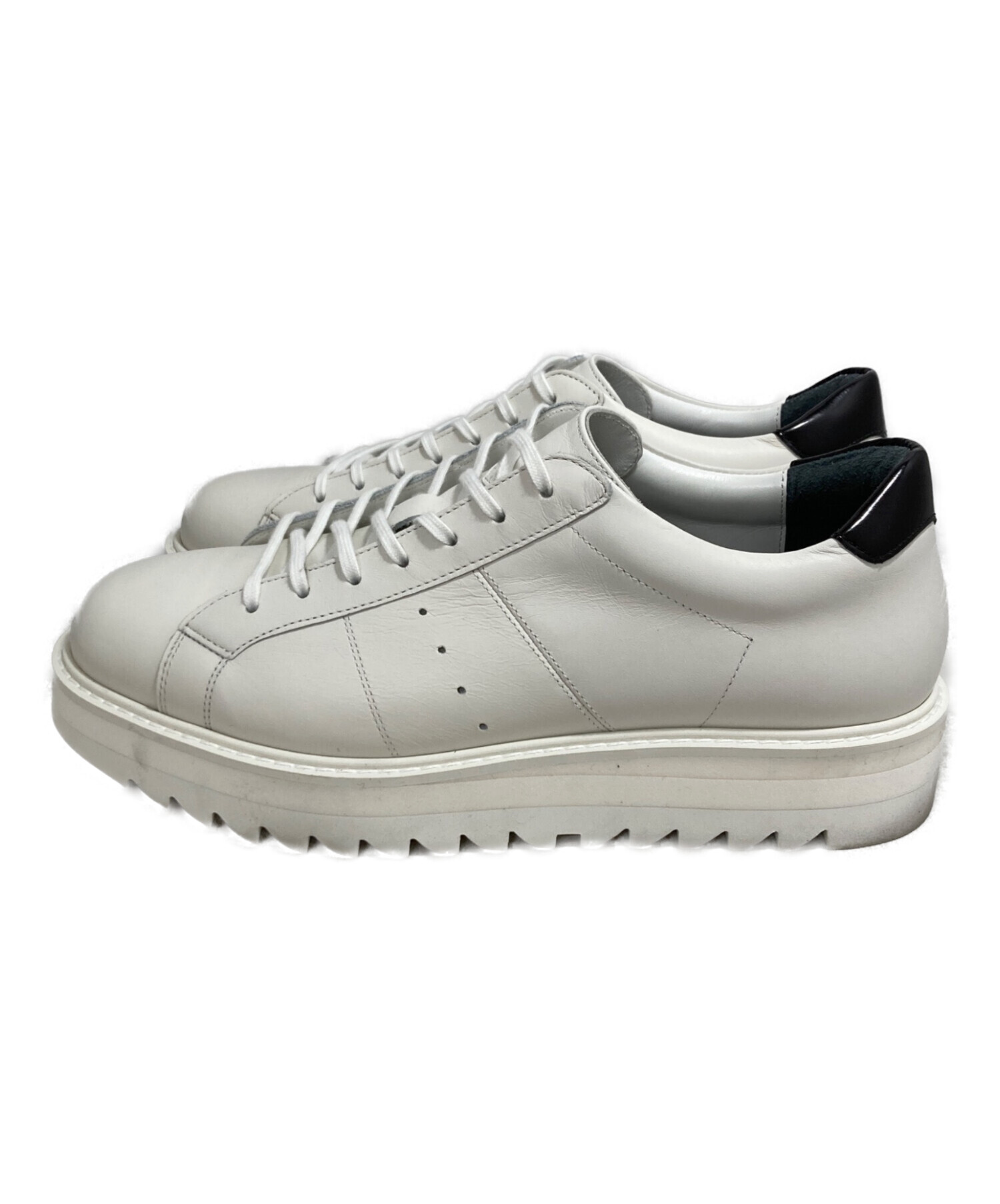 に*ん様 Onitsuka Tiger ホワイト スニーカー 中古・古着通販】Onitsuka Tiger (オニツカタイガー) スニーカー