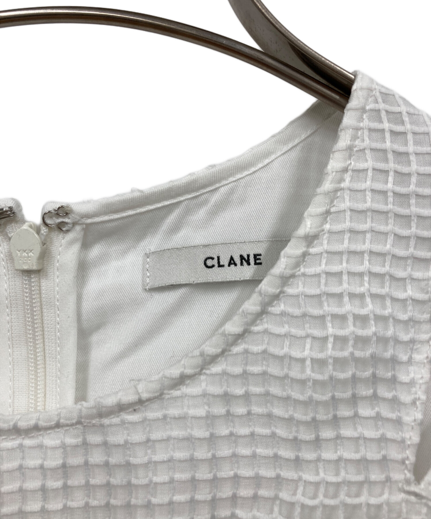 中古・古着通販】CLANE (クラネ) SHEER PLAID FLARE ONEPIECE ホワイト