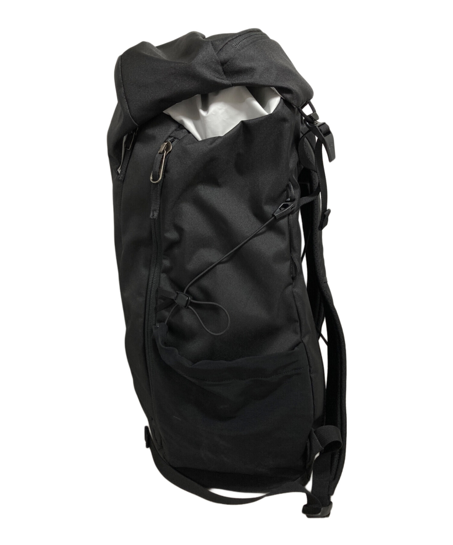 中古・古着通販】ARC'TERYX (アークテリクス) リュック ブラック