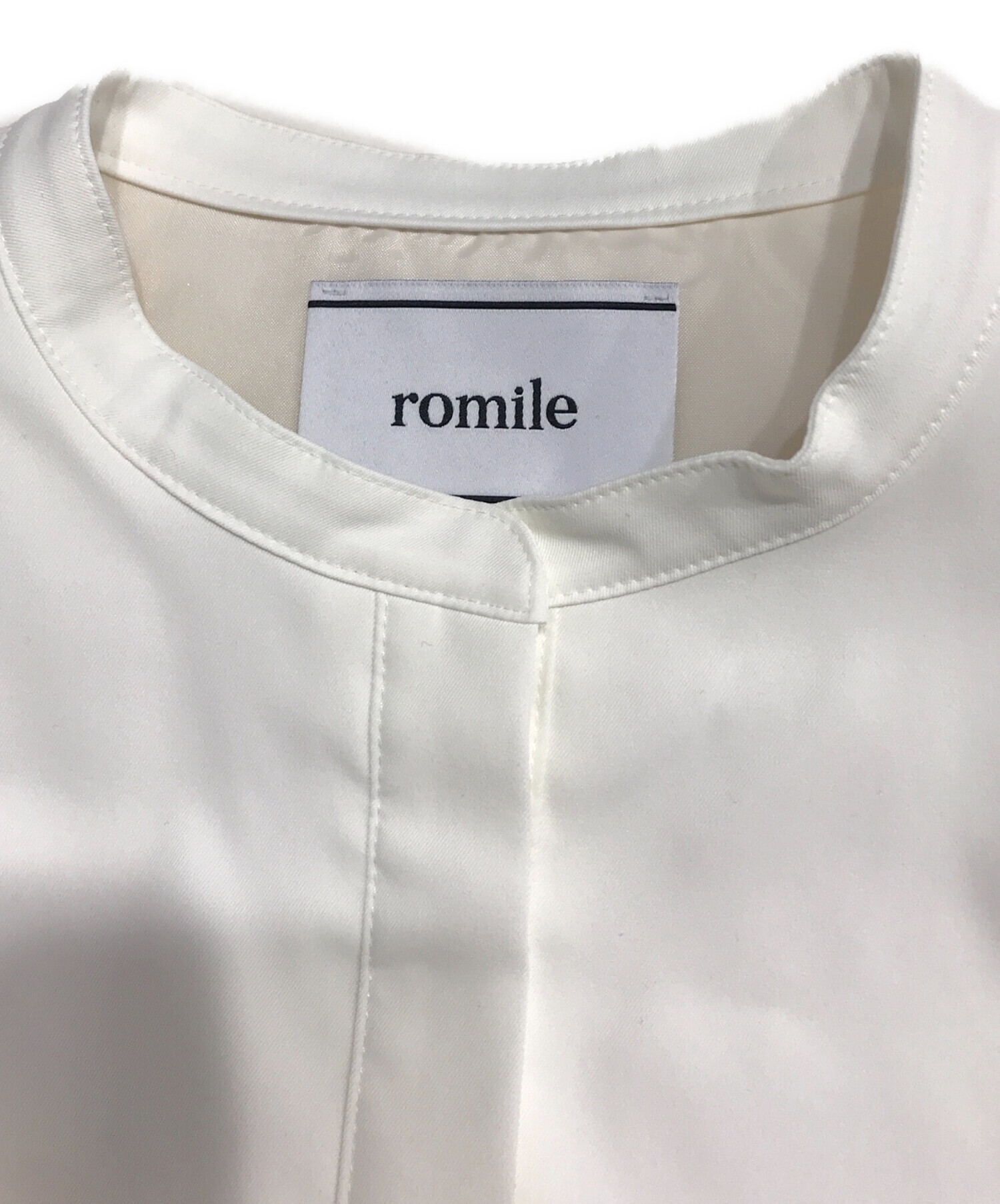 中古・古着通販】romile (ロミール) ayuyunyun STAND COLLAR 中古・古着通販】romile (ロミール) ayuyunyun STAND COLLAR