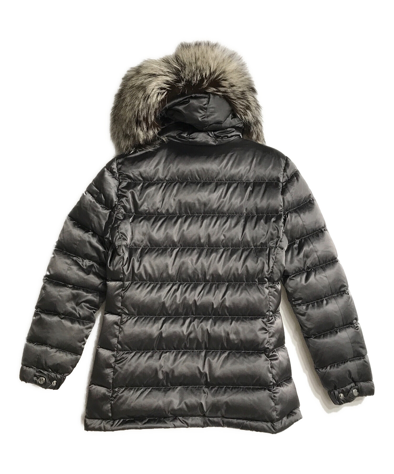 中古・古着通販】PRADA (プラダ) ファー付きトライアングルロゴダウン