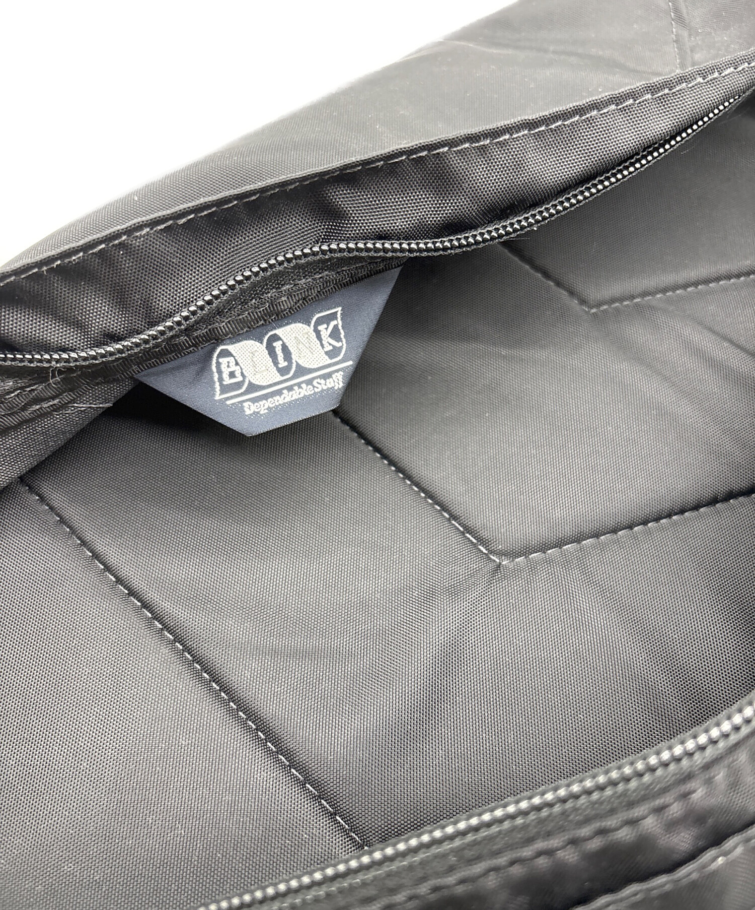 中古・古着通販】BLINK (ブリンク) スリングバッグ ブラック｜ブランド