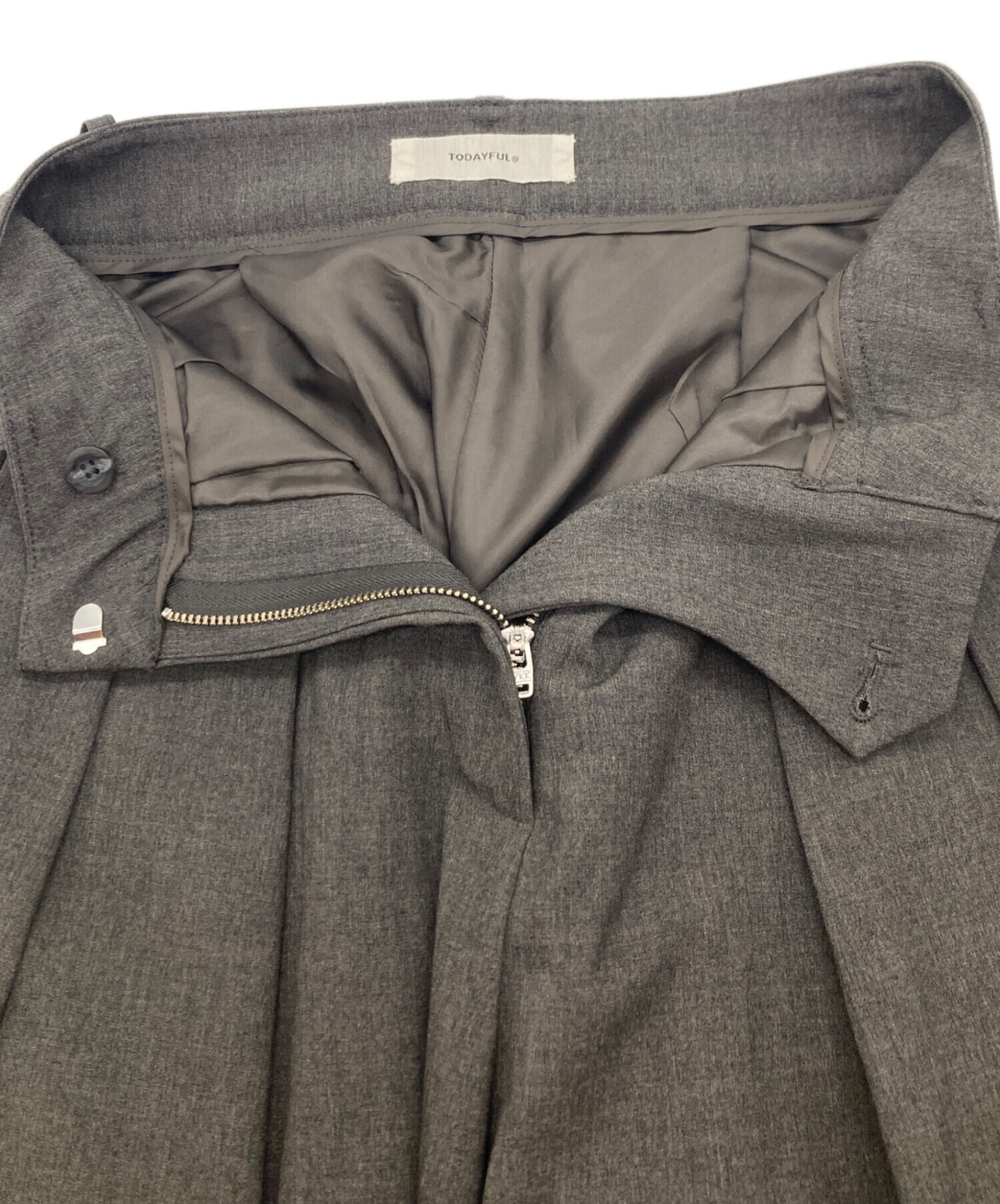 中古・古着通販】TODAYFUL (トゥデイフル) Doubletuck Smooth Trousers 