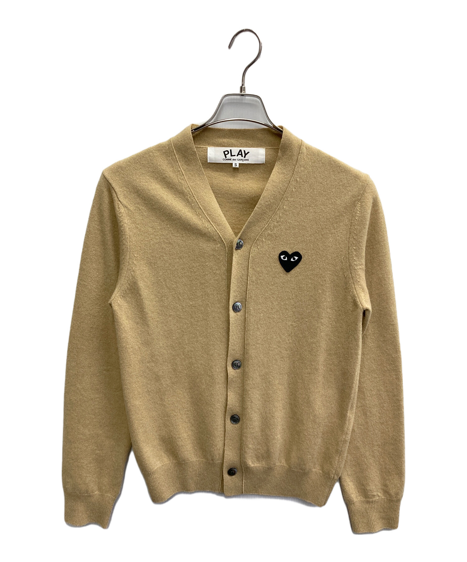 PLAY COMME des GARÇONS ベージュ カーディガン L 中古・古着通販】PLAY COMME des GARCONS (プレイコムデギャルソン