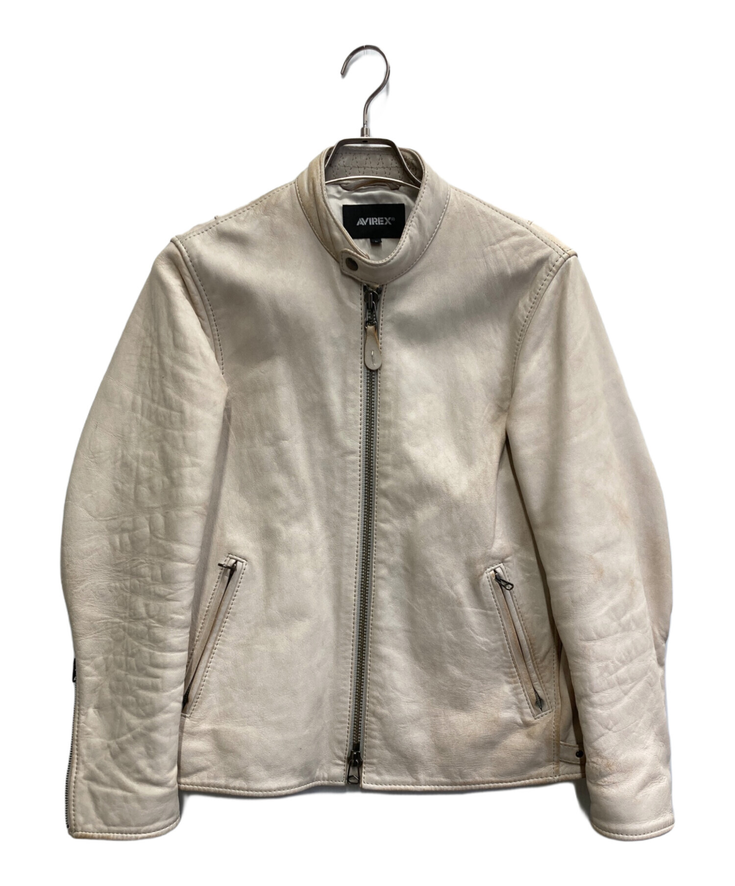 希少✨️AVIREX レザー シングルライダース ホワイトベージュ Lサイズ 中古・古着通販】AVIREX (アヴィレックス) エイジド加工シングル