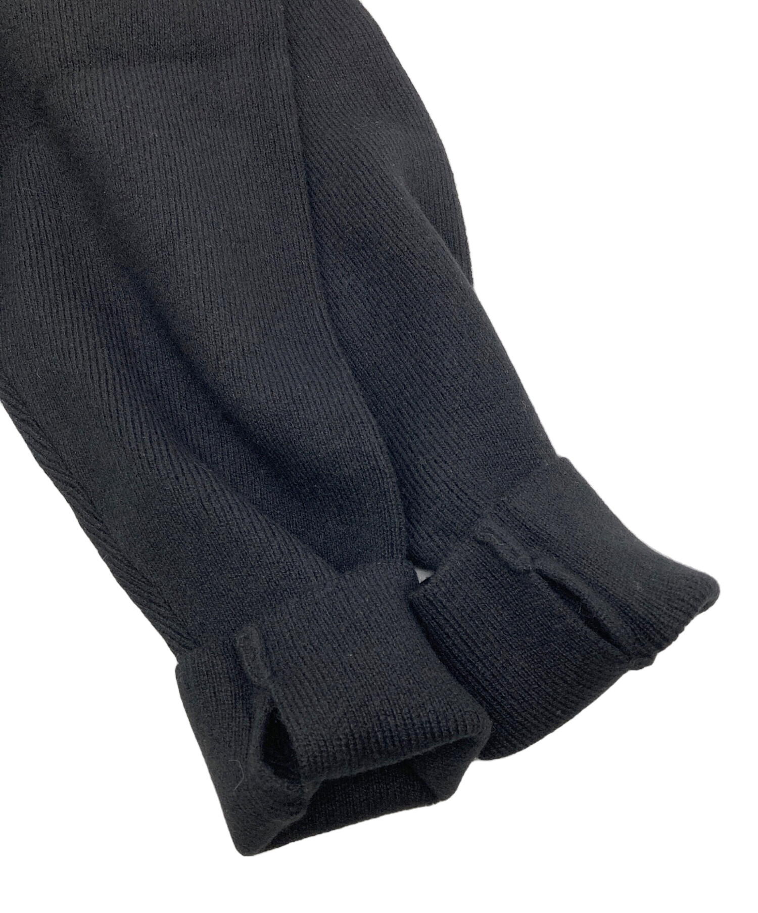 中古・古着通販】SEEALL (シーオール) DEEP V SWEATER YAK ブラック 