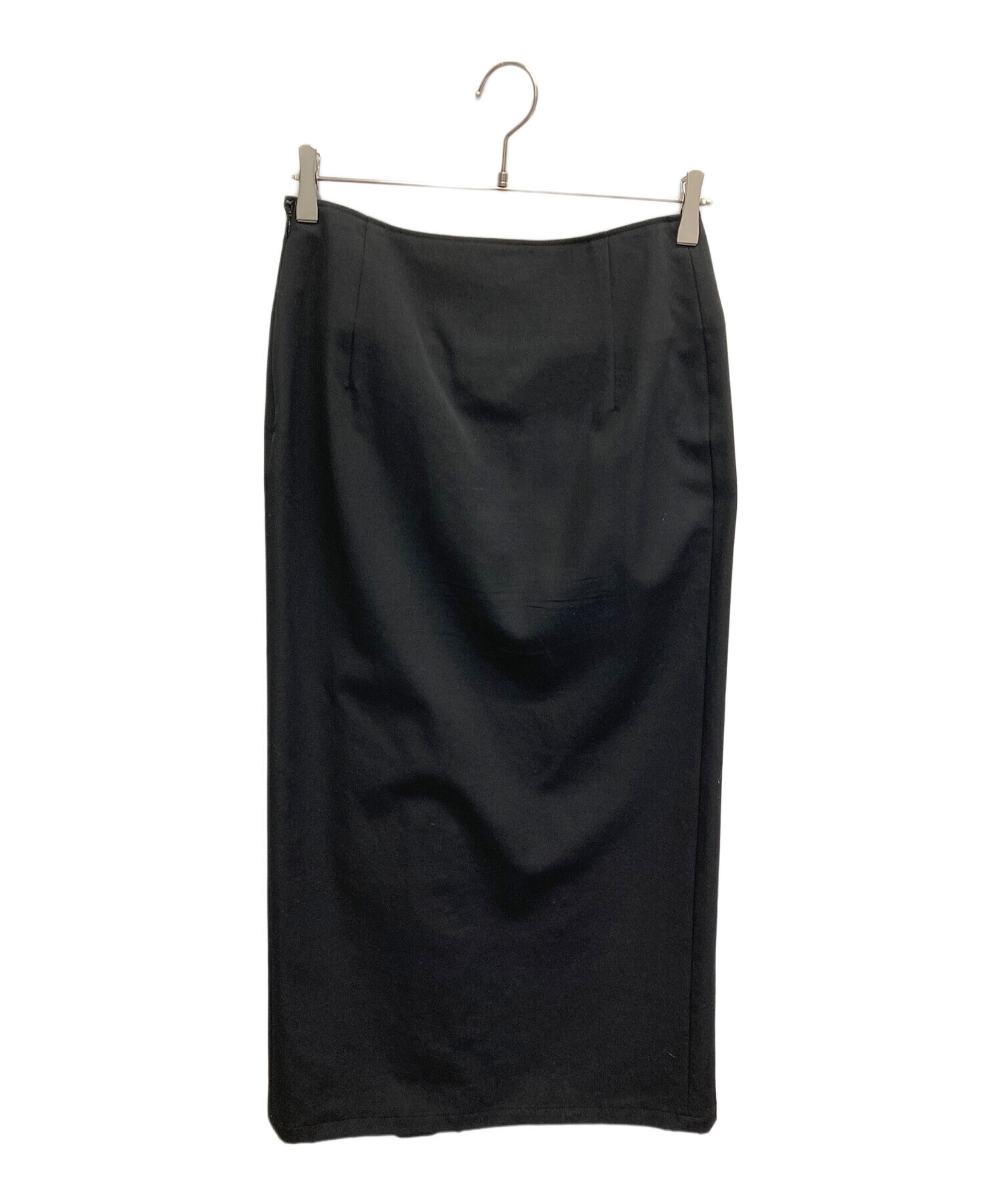ヨウジヤマモトコレクション　黒スカートFY-S25-707ウールギャバ STAFF STYLING｜THE SHOP YOHJI YAMAMOTO