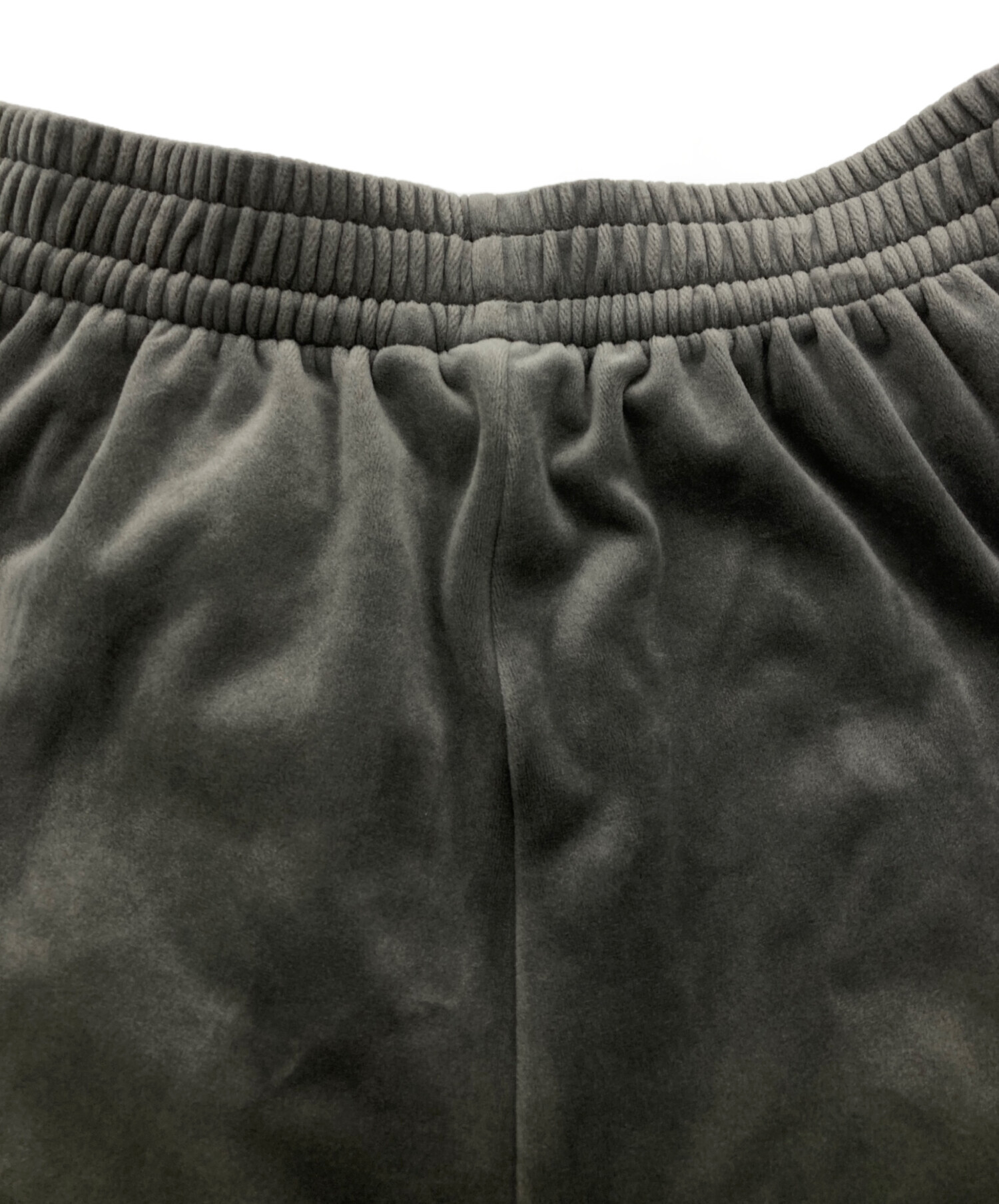 中古・古着通販】adidas (アディダス) ベルベット ルーズ トラック 中古・古着通販】adidas (アディダス) ベルベット ルーズ トラック