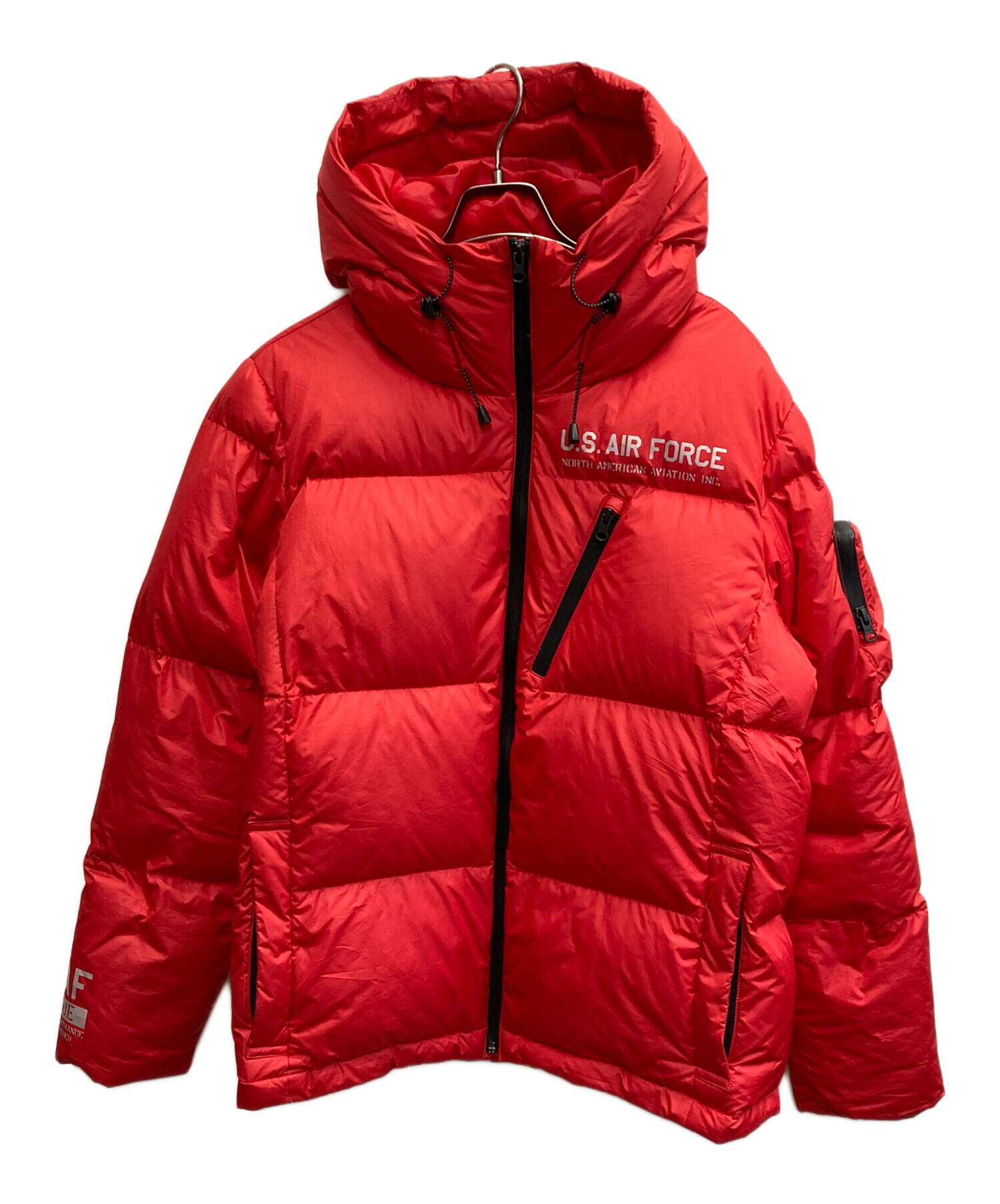 （美品）AVIREX US AIR FORCE ダウンジャケット 2XL レッド 中古・古着通販】AVIREX (アヴィレックス) フーデッドカスタムダウン