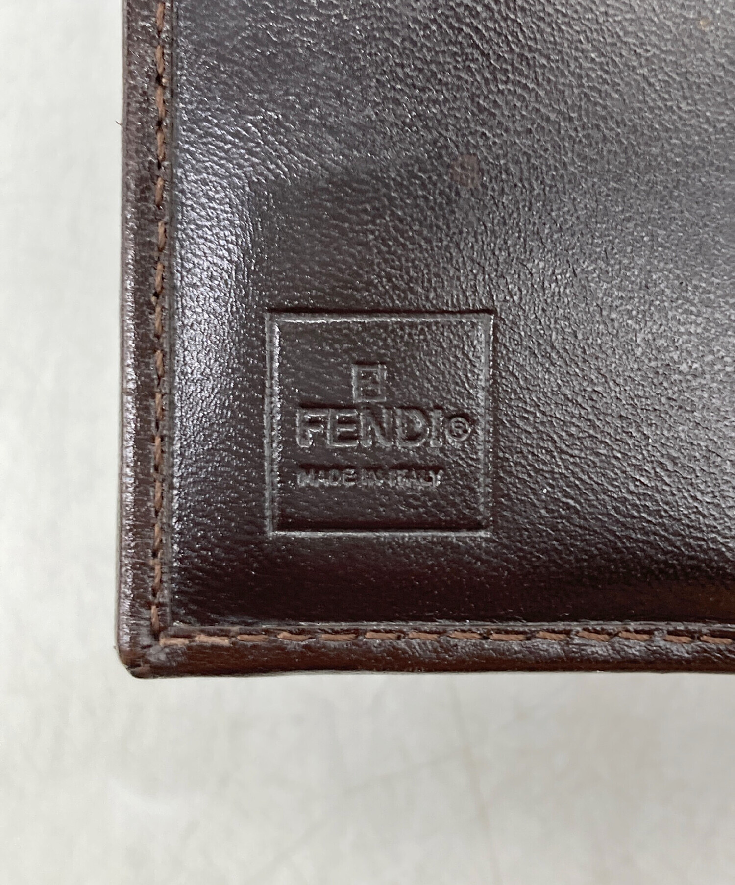中古・古着通販】FENDI (フェンディ) ズッカ柄2つ折り財布 ブラウン