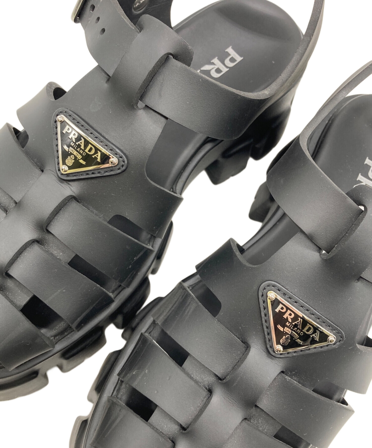 中古・古着通販】PRADA (プラダ) モノリスラバーサンダル ブラック