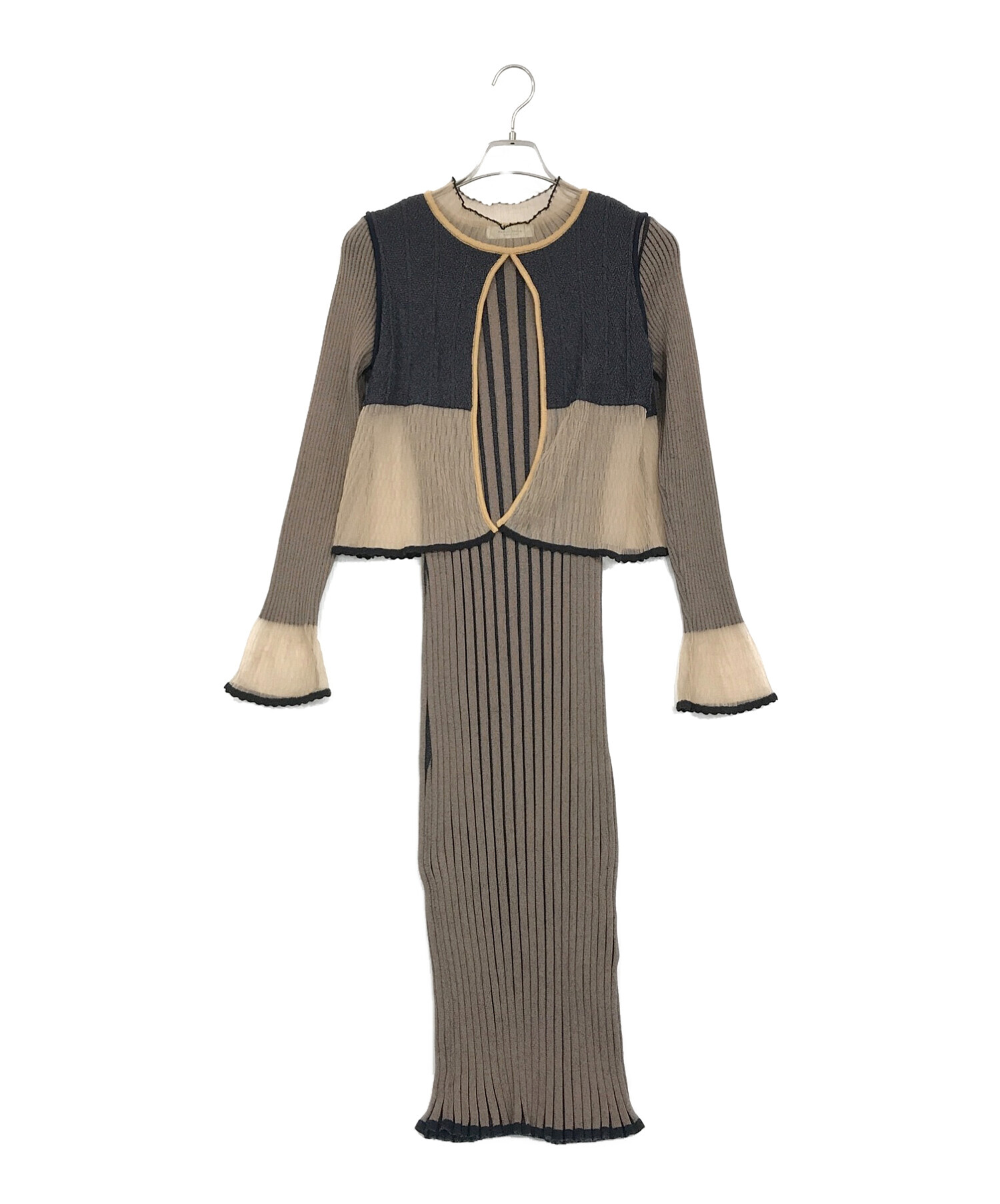 PUBLIC TOKYO（パブリックトウキョウ）の「ベストレイヤードニット