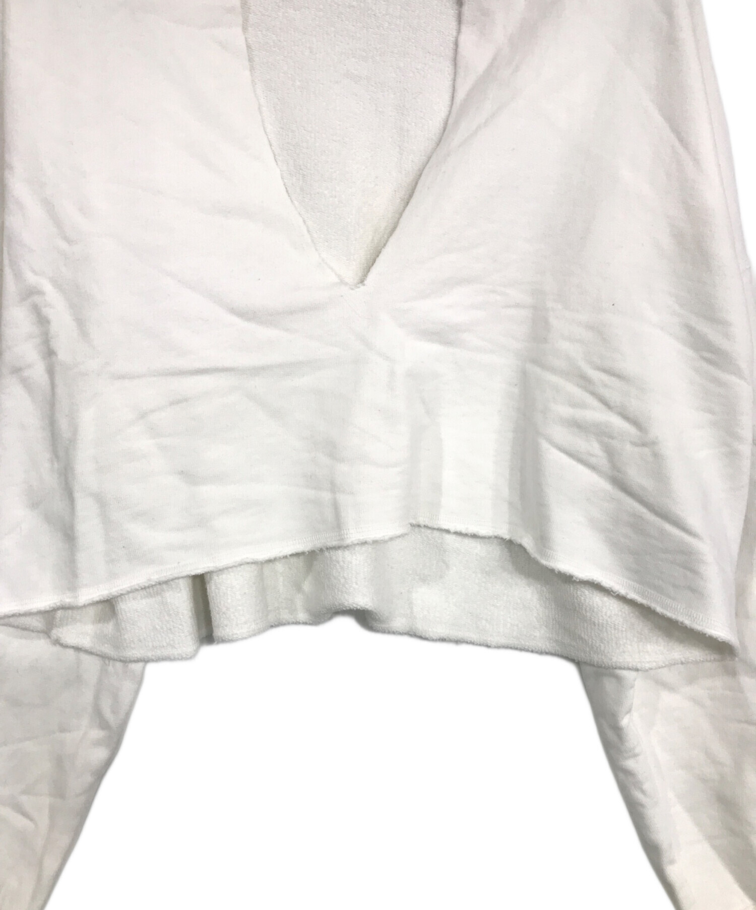 中古・古着通販】ETRE TOKYO (エトレトウキョウ) カットオフVネック