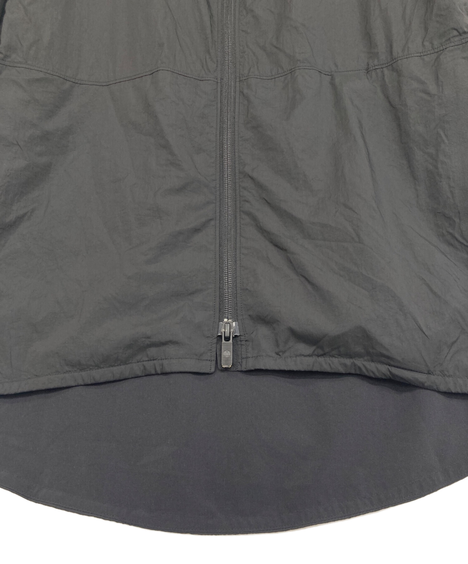 中古・古着通販】LULULEMON (ルルレモン) ナイロンジャケット ブラック