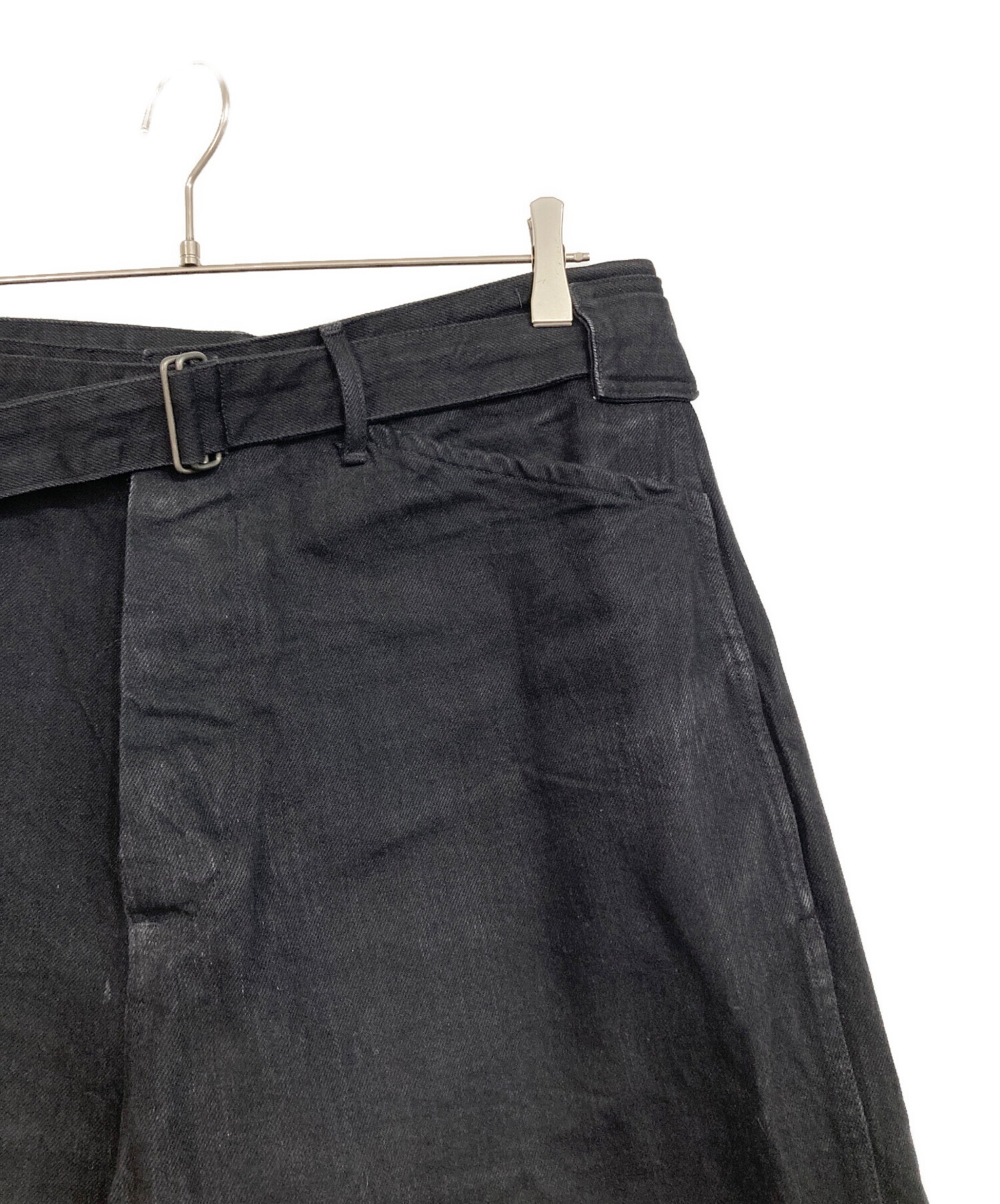中古・古着通販】COMOLI (コモリ) BELTED DENIM PANTS ブラック サイズ 