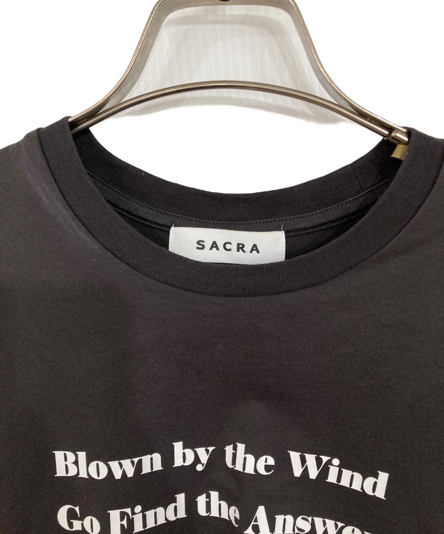 中古・古着通販】SACRA (サクラ) FOLDED LINE LOGO TOP グレー サイズ 
