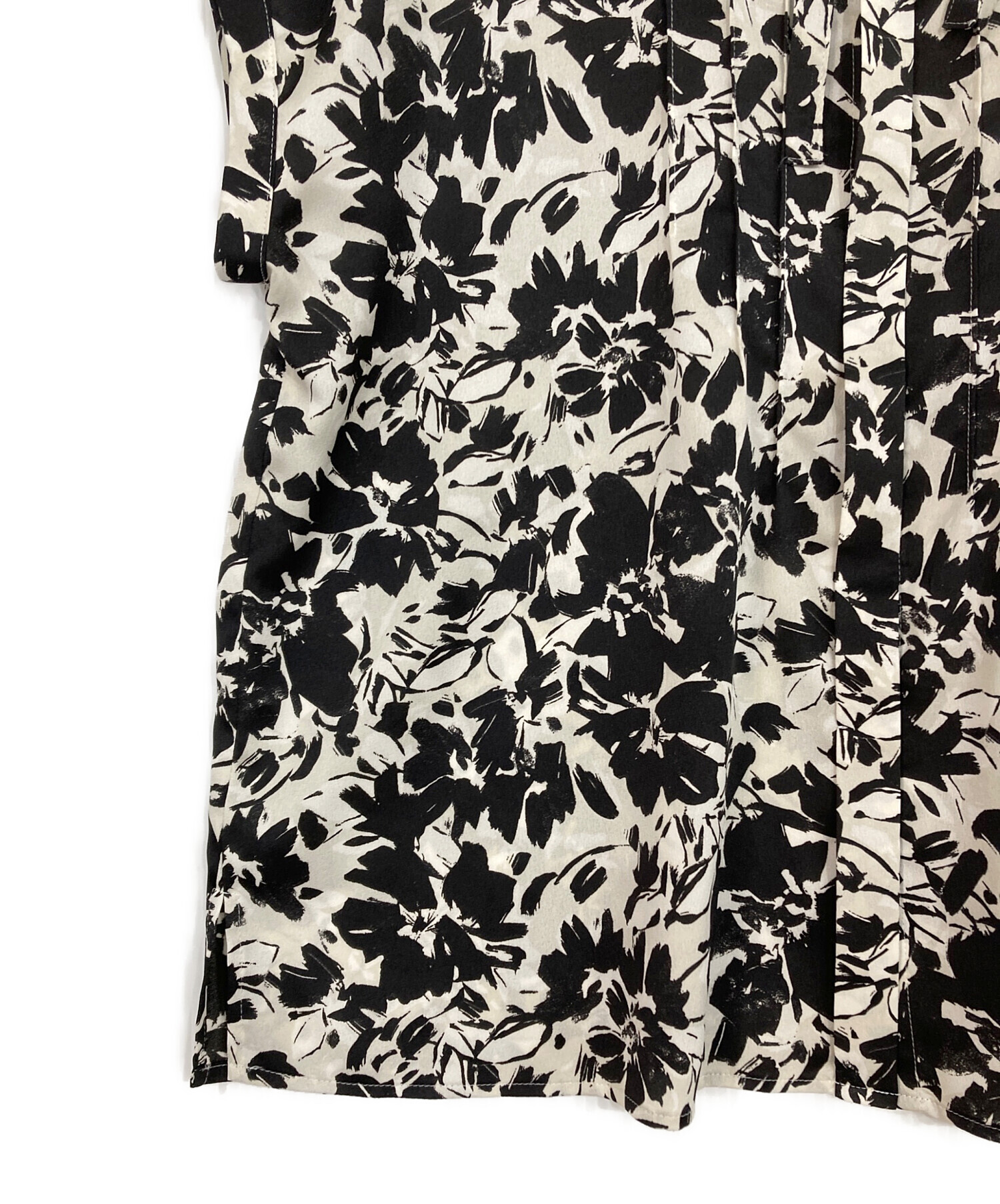 中古・古着通販】BALLSEY (ボールジィ) モノクロームフラワープリント