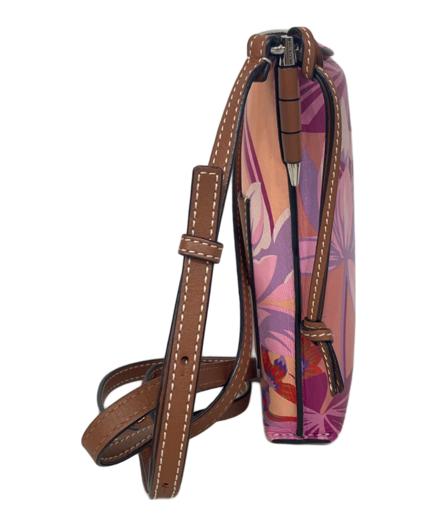 中古・古着通販】LOEWE (ロエベ) ゲートポケット ピンク｜ブランド