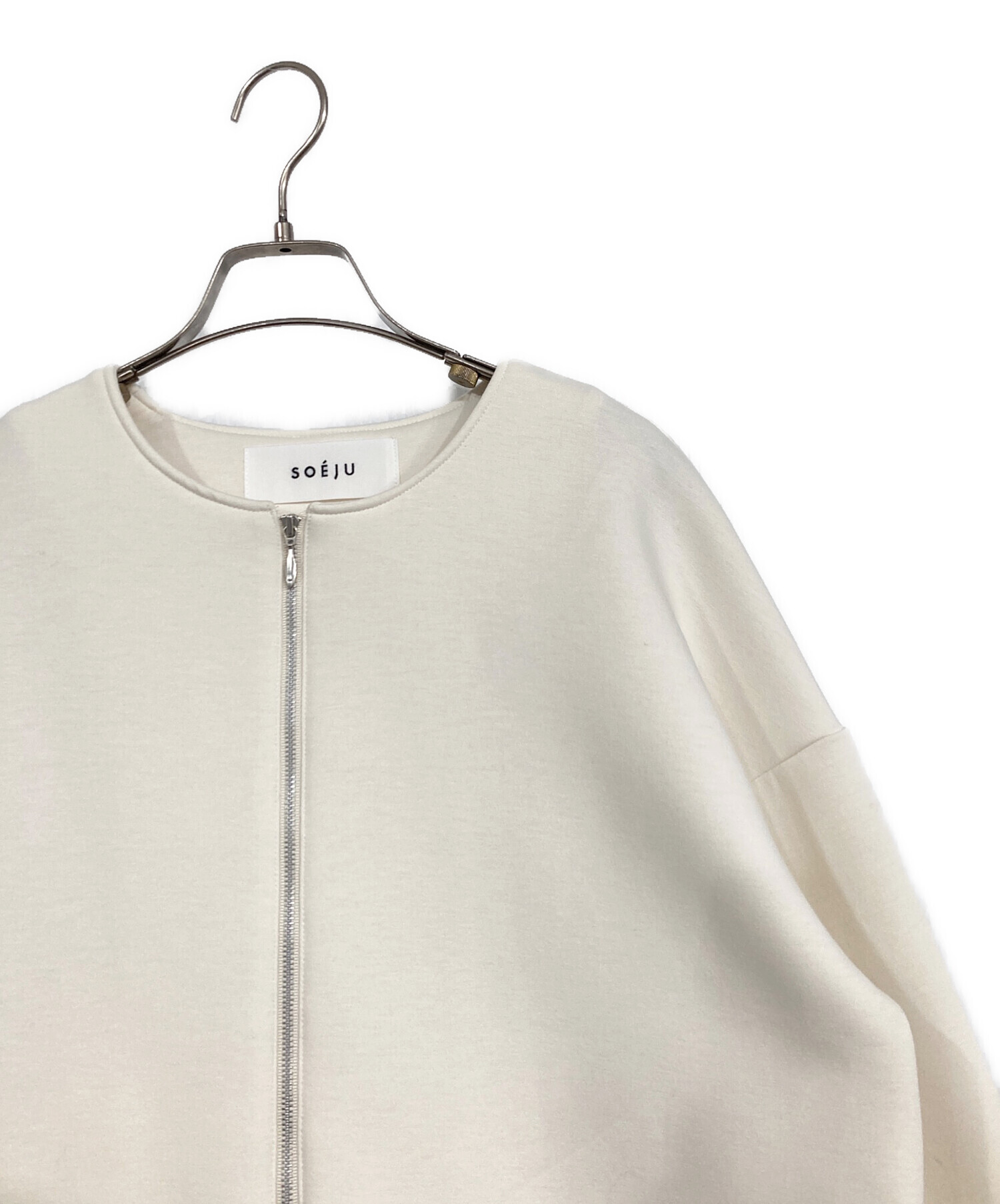 中古・古着通販】SOEJU (ソージュ) コクーンジップブルゾン ホワイト