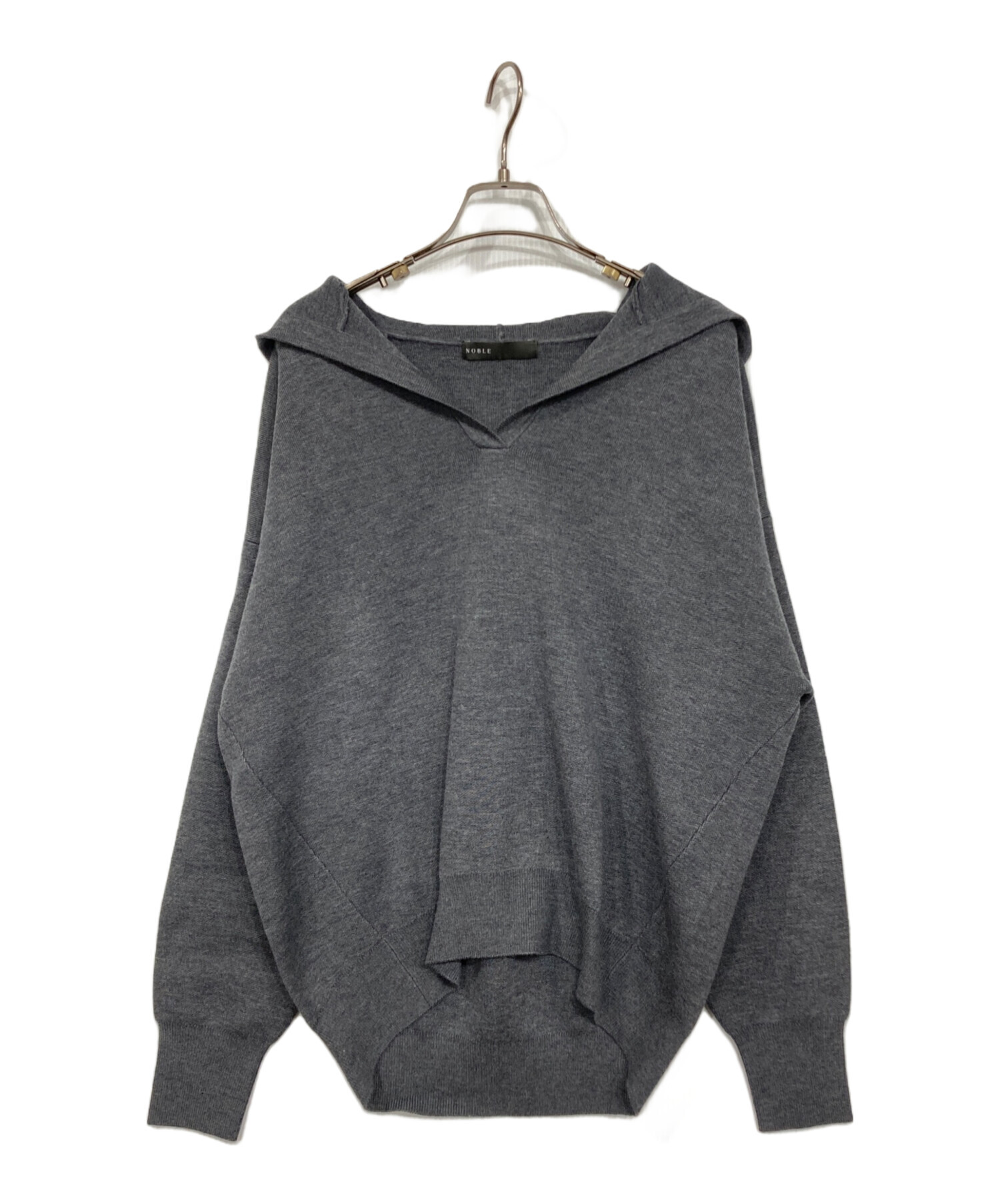 美品 ベイクルーズ NOBLE 接結タック編みフードプルオーバー グレー
