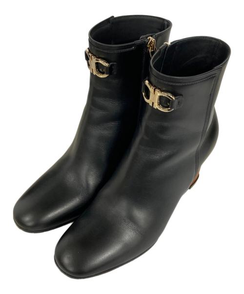 【サルヴァトーレフェラガモ】ショートブーツ　ガンチーニ　シルバー金具 レザー　黒 サルヴァトーレフェラガモ】ショートブーツ ガンチーニ シルバー金具