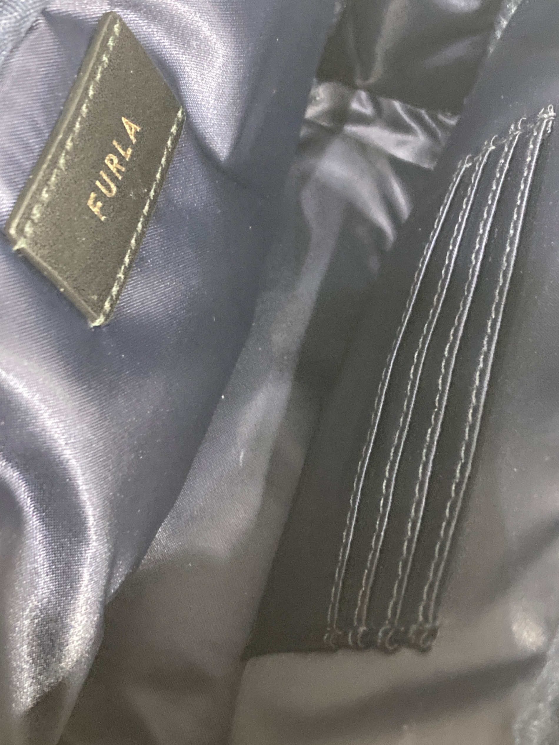 中古・古着通販】FURLA (フルラ) ナイロンショルダーバッグ ネイビー