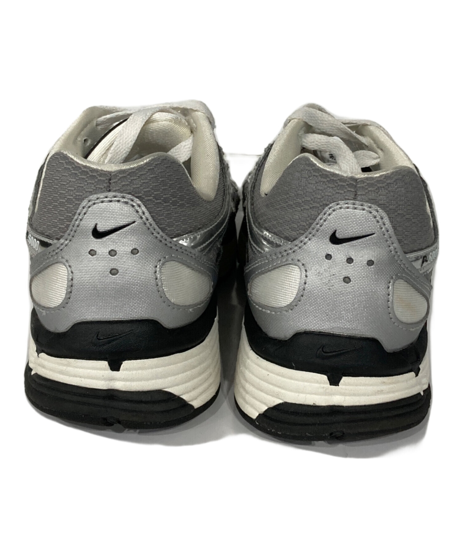 中古・古着通販】NIKE (ナイキ) P-6000 シルバー サイズ:26.5