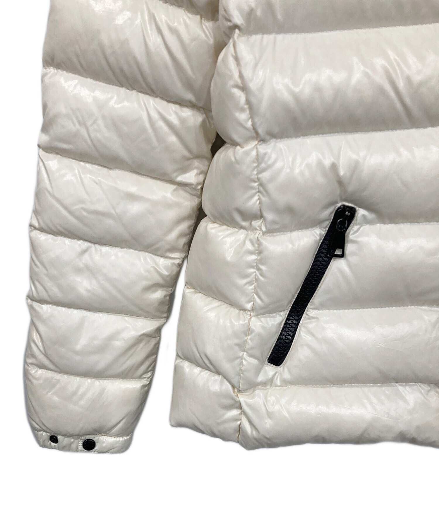 MONCLER BADY ホワイト ダウンジャケット 中古・古着通販】MONCLER (モンクレール) BADYダウンジャケット